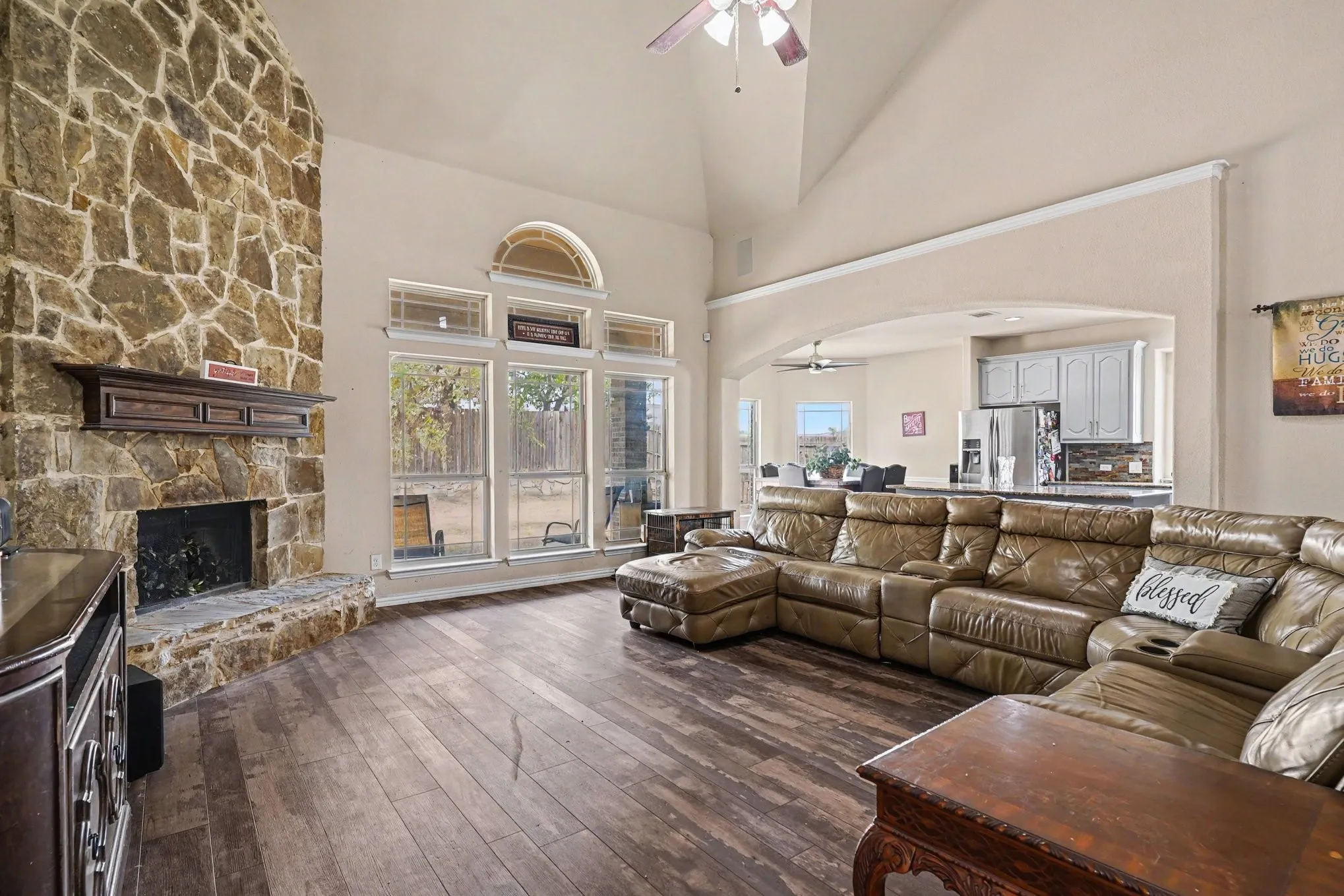Single Family Residence For Sale in Tarrant County , 1613 Fiddleneck Street, Fort Worth, Texas 76177, 6 Bedroom, 4 Bathroom, 2 Garage spaces, 3,994 Sqft, built in 2016, mls#21376990, Real Estate Agent in Fort Worth, Homes For Sale in Tarrant county, Homes For Sale in Fort Worth, Realtor in Fort Worth Texas, Real Estate Brokerage Independent Realty Texas, Luminita Cordes Realtor
