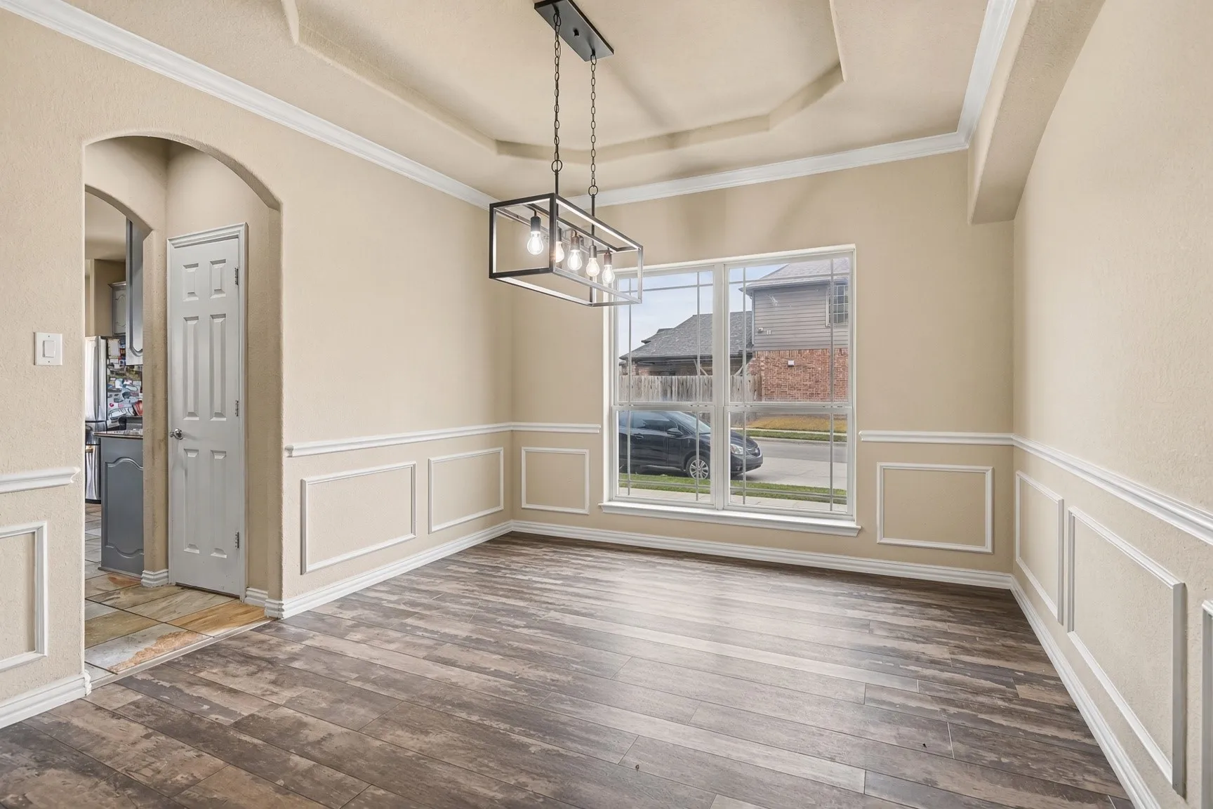 Single Family Residence For Sale in Tarrant County , 1613 Fiddleneck Street, Fort Worth, Texas 76177, 6 Bedroom, 4 Bathroom, 2 Garage spaces, 3,994 Sqft, built in 2016, mls#21376990, Real Estate Agent in Fort Worth, Homes For Sale in Tarrant county, Homes For Sale in Fort Worth, Realtor in Fort Worth Texas, Real Estate Brokerage Independent Realty Texas, Luminita Cordes Realtor
