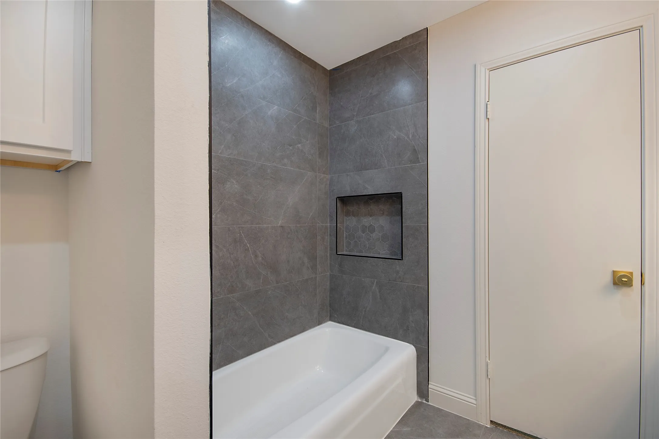 Single Family Residence For Sale in Collin County , 3703 Windmill Lane, Plano, Texas 75074, 4 Bedroom, 3 Bathroom, 2 Garage spaces, 2,774 Sqft, built in 1975, mls#21379440, Real Estate Agent in Plano, Homes For Sale in Collin county, Homes For Sale in Plano, Realtor in Plano Texas, Real Estate Brokerage Independent Realty Texas, Luminita Cordes Realtor