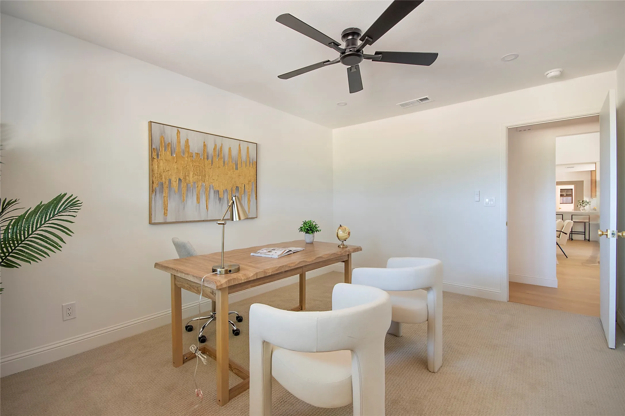 Single Family Residence For Sale in Collin County , 3703 Windmill Lane, Plano, Texas 75074, 4 Bedroom, 3 Bathroom, 2 Garage spaces, 2,774 Sqft, built in 1975, mls#21379440, Real Estate Agent in Plano, Homes For Sale in Collin county, Homes For Sale in Plano, Realtor in Plano Texas, Real Estate Brokerage Independent Realty Texas, Luminita Cordes Realtor
