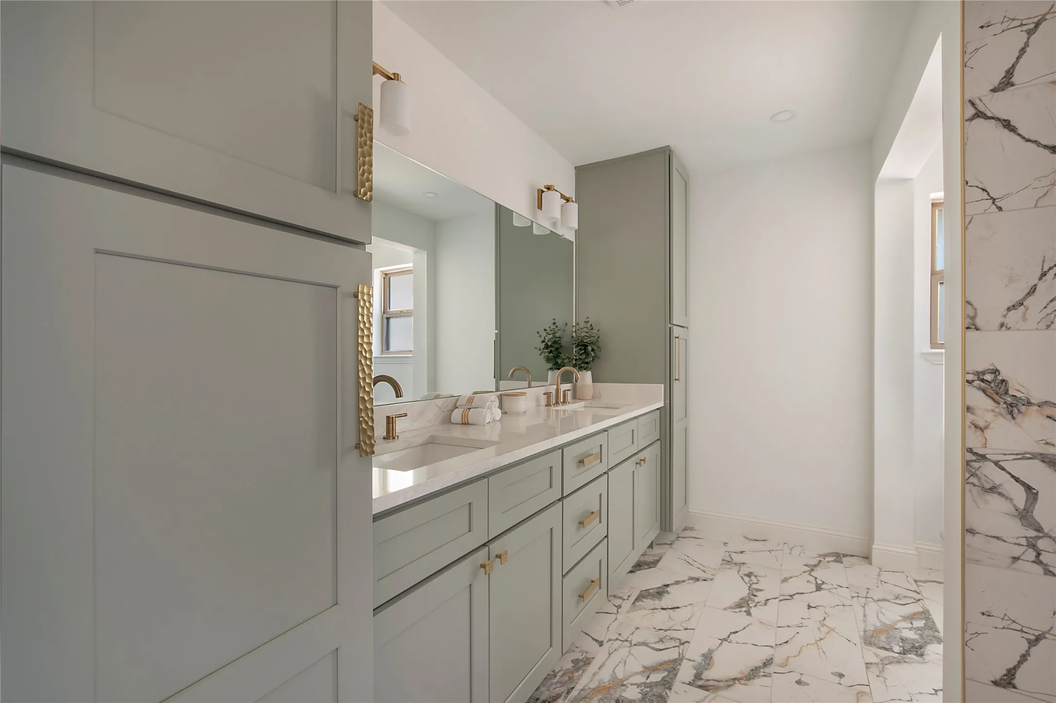 Single Family Residence For Sale in Collin County , 3703 Windmill Lane, Plano, Texas 75074, 4 Bedroom, 3 Bathroom, 2 Garage spaces, 2,774 Sqft, built in 1975, mls#21379440, Real Estate Agent in Plano, Homes For Sale in Collin county, Homes For Sale in Plano, Realtor in Plano Texas, Real Estate Brokerage Independent Realty Texas, Luminita Cordes Realtor