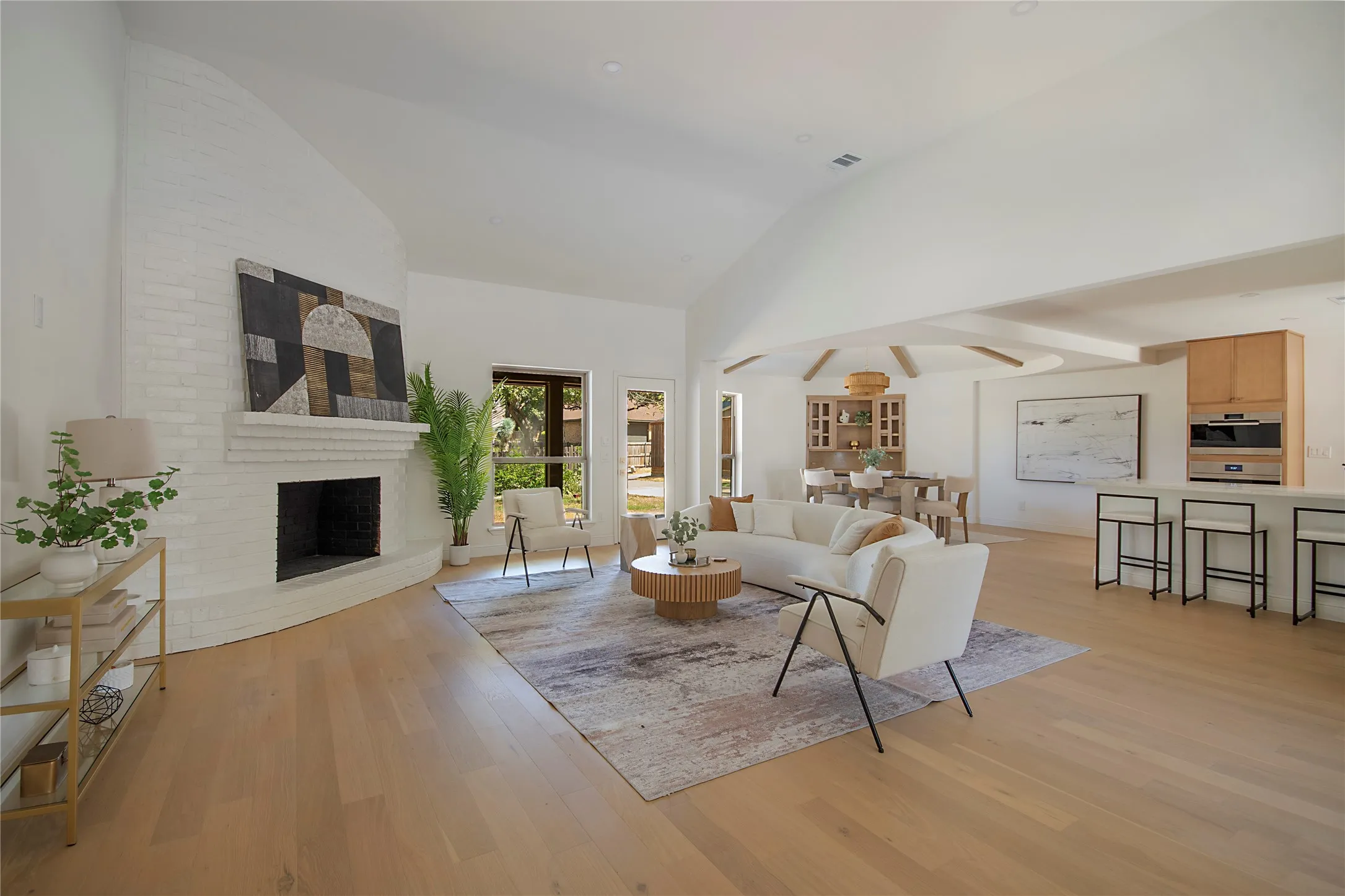 Single Family Residence For Sale in Collin County , 3703 Windmill Lane, Plano, Texas 75074, 4 Bedroom, 3 Bathroom, 2 Garage spaces, 2,774 Sqft, built in 1975, mls#21379440, Real Estate Agent in Plano, Homes For Sale in Collin county, Homes For Sale in Plano, Realtor in Plano Texas, Real Estate Brokerage Independent Realty Texas, Luminita Cordes Realtor