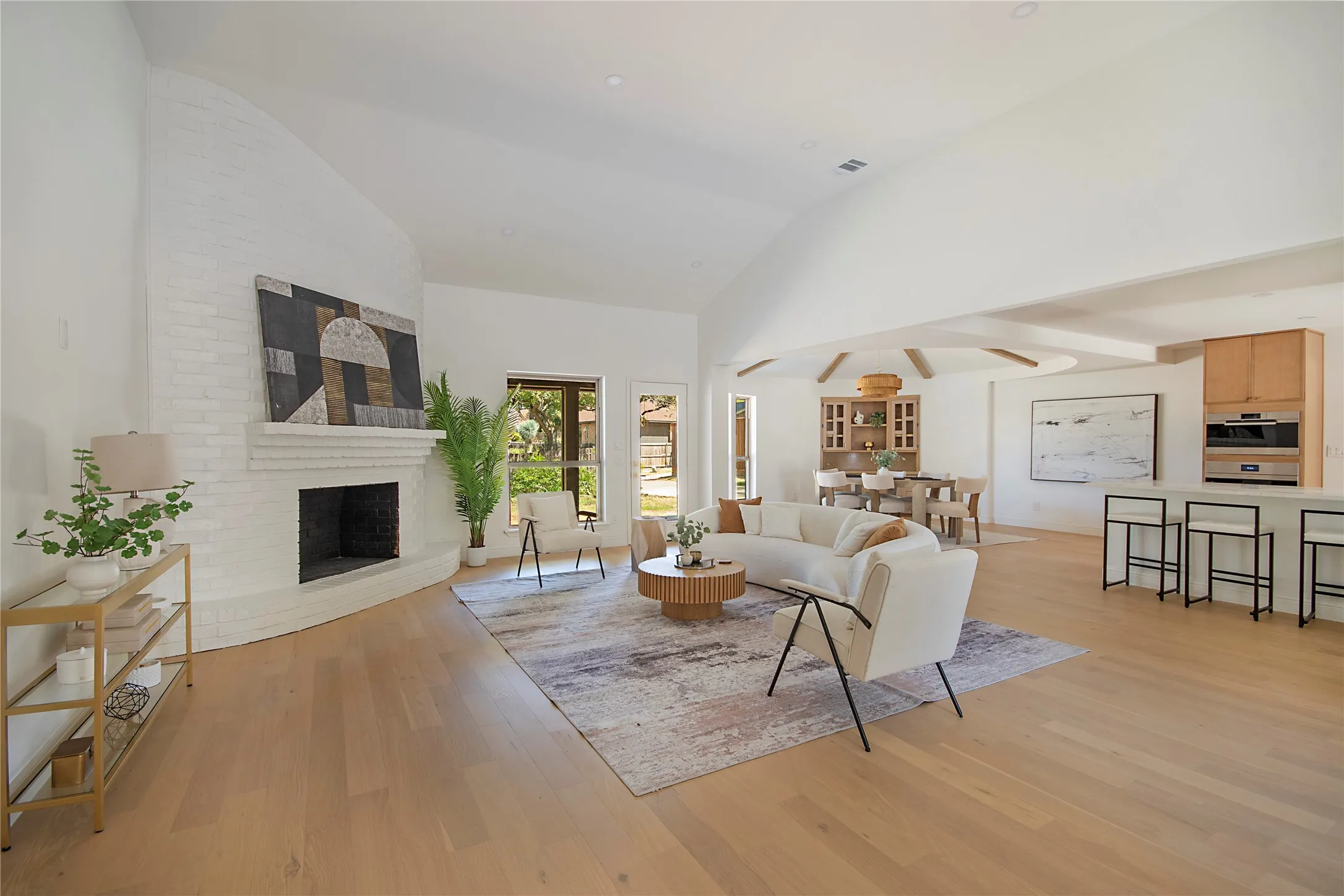 Single Family Residence For Sale in Collin County , 3703 Windmill Lane, Plano, Texas 75074, 4 Bedroom, 3 Bathroom, 2 Garage spaces, 2,774 Sqft, built in 1975, mls#21379440, Real Estate Agent in Plano, Homes For Sale in Collin county, Homes For Sale in Plano, Realtor in Plano Texas, Real Estate Brokerage Independent Realty Texas, Luminita Cordes Realtor
