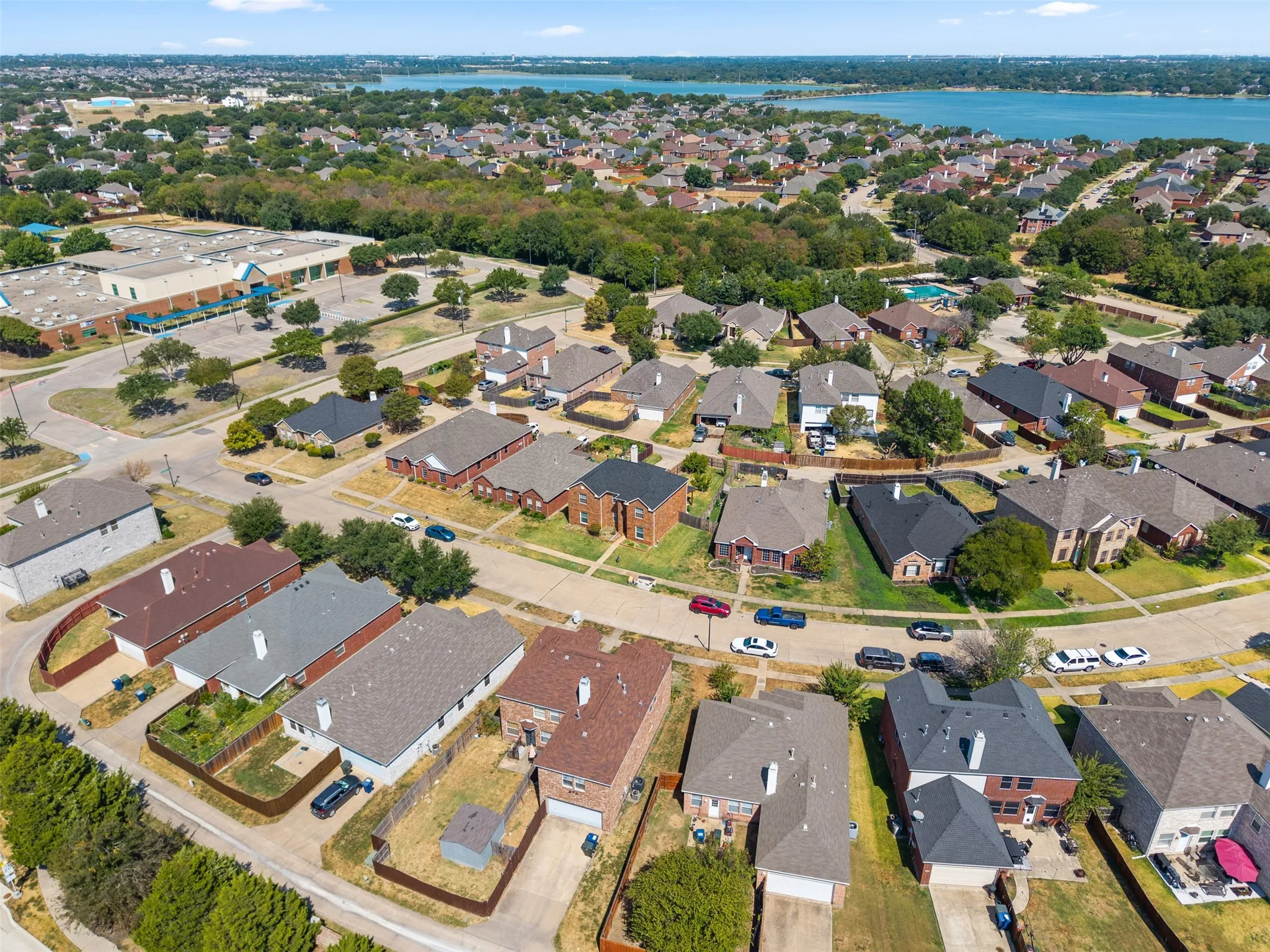Single Family Residence For Sale in Dallas County , 4413 Stirling Drive, Garland, Texas 75043, 4 Bedroom, 3 Bathroom, 2 Garage spaces, 2,628 Sqft, built in 2001, mls#21379663, Real Estate Agent in Garland, Homes For Sale in Dallas county, Homes For Sale in Garland, Realtor in Garland Texas, Real Estate Brokerage Independent Realty Texas, Luminita Cordes Realtor