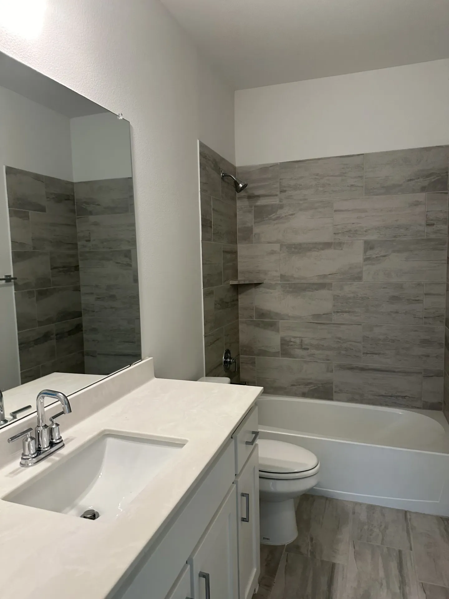 Condominium For Rent in Dallas County , 8215 Manoa Drive, Dallas, Texas 75231, 3 Bedroom, 4 Bathroom, 2 Garage spaces, 2,427 Sqft, built in 2023, mls#21379815, Real Estate Agent in Dallas, Homes For Rent in Dallas county, Homes For Rent in Dallas, Realtor in Dallas Texas, Real Estate Brokerage Independent Realty Texas, Luminita Cordes Realtor