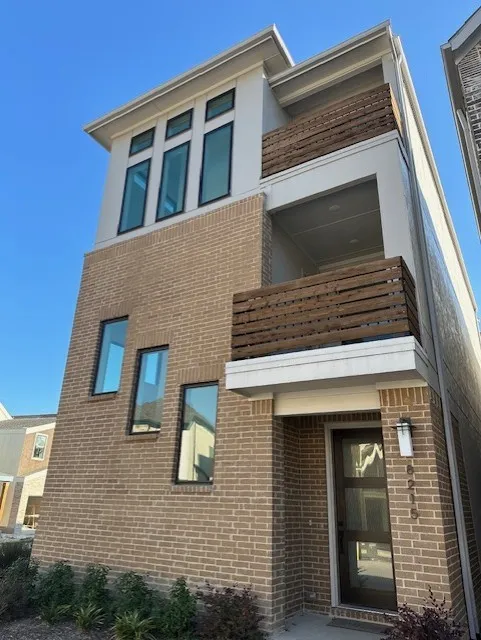 Condominium For Rent in Dallas County , 8215 Manoa Drive, Dallas, Texas 75231, 3 Bedroom, 4 Bathroom, 2 Garage spaces, 2,427 Sqft, built in 2023, mls#21379815, Real Estate Agent in Dallas, Homes For Rent in Dallas county, Homes For Rent in Dallas, Realtor in Dallas Texas, Real Estate Brokerage Independent Realty Texas, Luminita Cordes Realtor