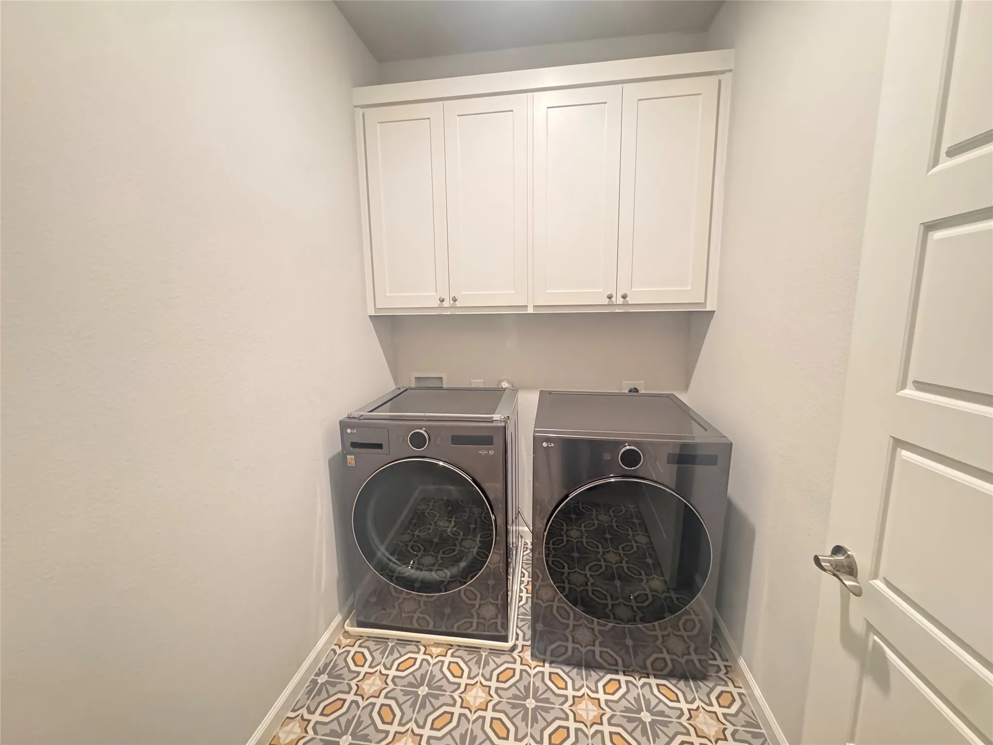 Townhouse For Rent in Collin County , 1918 Mc Clane Drive, Allen, Texas 75013, 3 Bedroom, 3 Bathroom, 2 Garage spaces, 1,886 Sqft, built in 2022, mls#21379784, Real Estate Agent in Allen, Homes For Rent in Collin county, Homes For Rent in Allen, Realtor in Allen Texas, Real Estate Brokerage Independent Realty Texas, Luminita Cordes Realtor