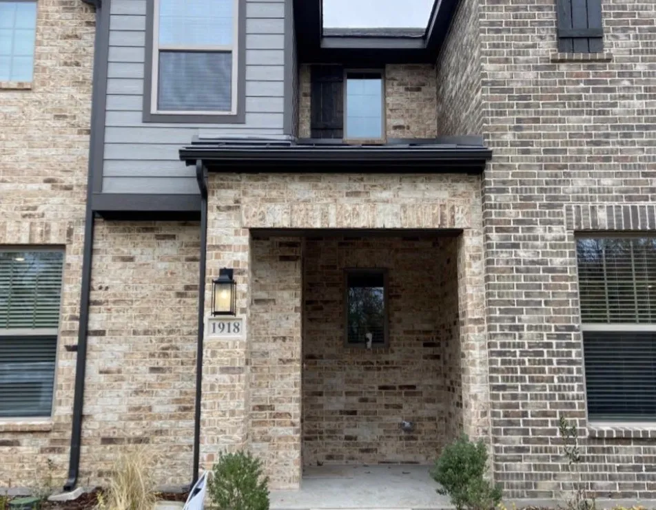 Townhouse For Rent in Collin County , 1918 Mc Clane Drive, Allen, Texas 75013, 3 Bedroom, 3 Bathroom, 2 Garage spaces, 1,886 Sqft, built in 2022, mls#21379784, Real Estate Agent in Allen, Homes For Rent in Collin county, Homes For Rent in Allen, Realtor in Allen Texas, Real Estate Brokerage Independent Realty Texas, Luminita Cordes Realtor