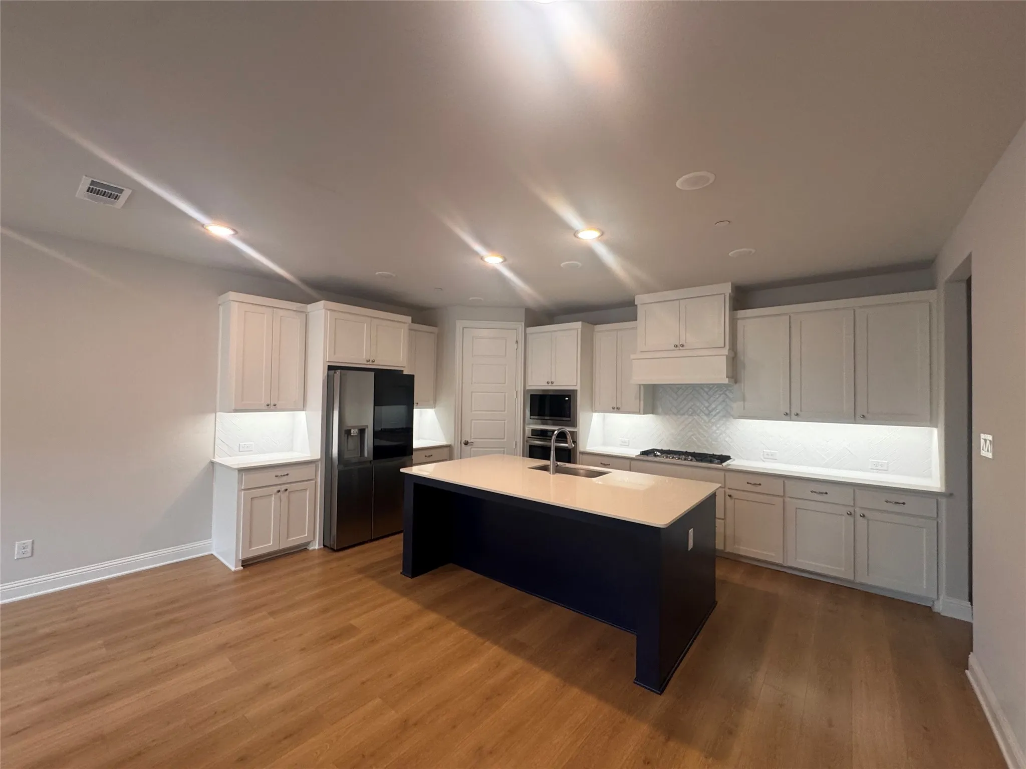 Townhouse For Rent in Collin County , 1918 Mc Clane Drive, Allen, Texas 75013, 3 Bedroom, 3 Bathroom, 2 Garage spaces, 1,886 Sqft, built in 2022, mls#21379784, Real Estate Agent in Allen, Homes For Rent in Collin county, Homes For Rent in Allen, Realtor in Allen Texas, Real Estate Brokerage Independent Realty Texas, Luminita Cordes Realtor