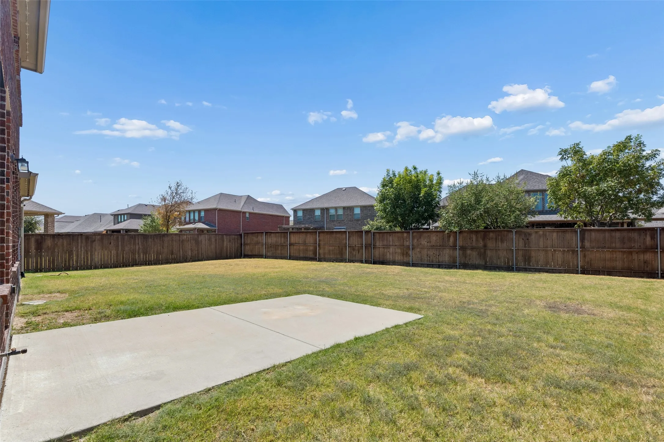 Single Family Residence For Sale in Collin County , 3103 Royal Lane, Celina, Texas 75009, 4 Bedroom, 4 Bathroom, 2 Garage spaces, 3,245 Sqft, built in 2019, mls#21379787, Real Estate Agent in Celina, Homes For Sale in Collin county, Homes For Sale in Celina, Realtor in Celina Texas, Real Estate Brokerage Independent Realty Texas, Luminita Cordes Realtor