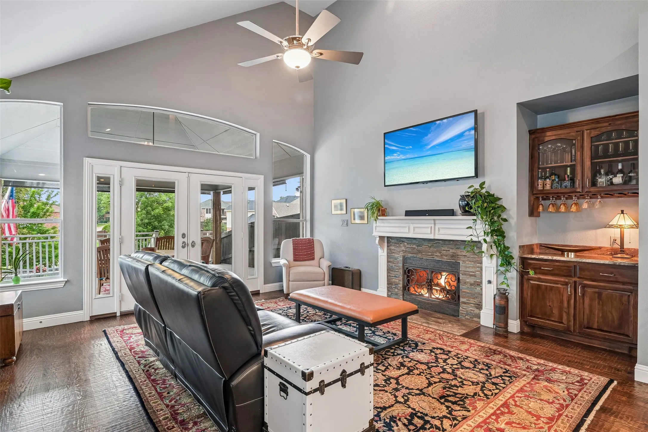 Single Family Residence For Sale in Rockwall County , 2928 Newport Drive, Rockwall, Texas 75032, 5 Bedroom, 4 Bathroom, 2 Garage spaces, 3,005 Sqft, built in 1999, mls#21379811, Real Estate Agent in Rockwall, Homes For Sale in Rockwall county, Homes For Sale in Rockwall, Realtor in Rockwall Texas, Real Estate Brokerage Independent Realty Texas, Luminita Cordes Realtor