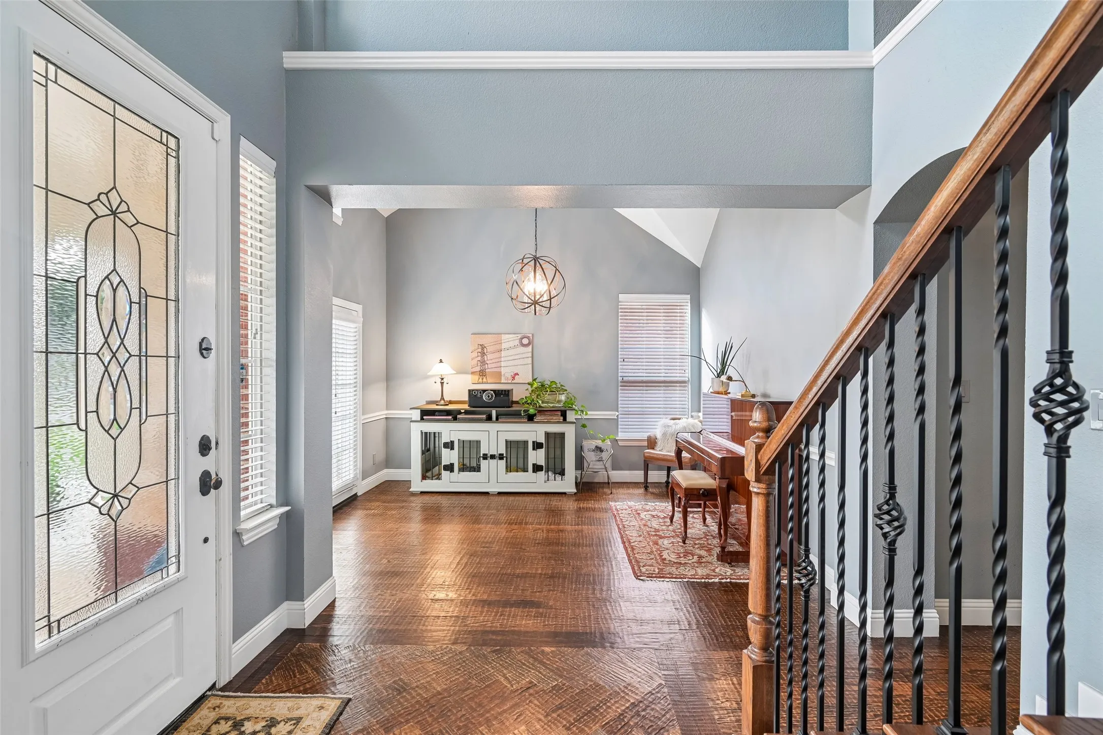 Single Family Residence For Sale in Rockwall County , 2928 Newport Drive, Rockwall, Texas 75032, 5 Bedroom, 4 Bathroom, 2 Garage spaces, 3,005 Sqft, built in 1999, mls#21379811, Real Estate Agent in Rockwall, Homes For Sale in Rockwall county, Homes For Sale in Rockwall, Realtor in Rockwall Texas, Real Estate Brokerage Independent Realty Texas, Luminita Cordes Realtor