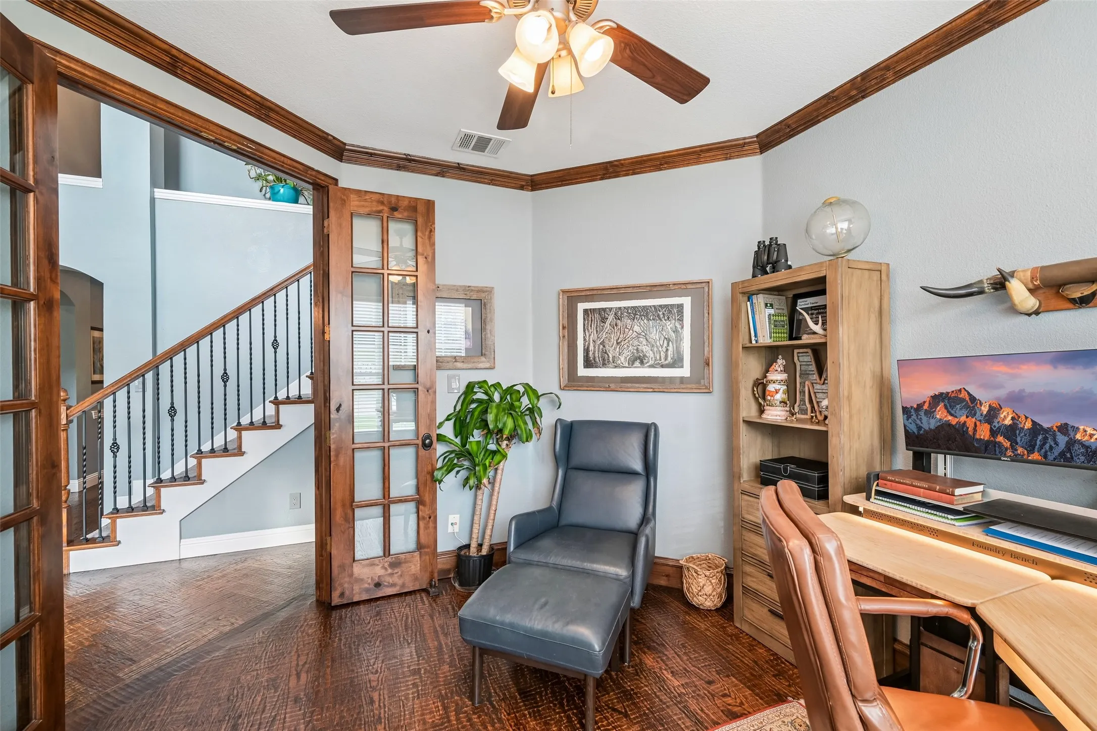 Single Family Residence For Sale in Rockwall County , 2928 Newport Drive, Rockwall, Texas 75032, 5 Bedroom, 4 Bathroom, 2 Garage spaces, 3,005 Sqft, built in 1999, mls#21379811, Real Estate Agent in Rockwall, Homes For Sale in Rockwall county, Homes For Sale in Rockwall, Realtor in Rockwall Texas, Real Estate Brokerage Independent Realty Texas, Luminita Cordes Realtor