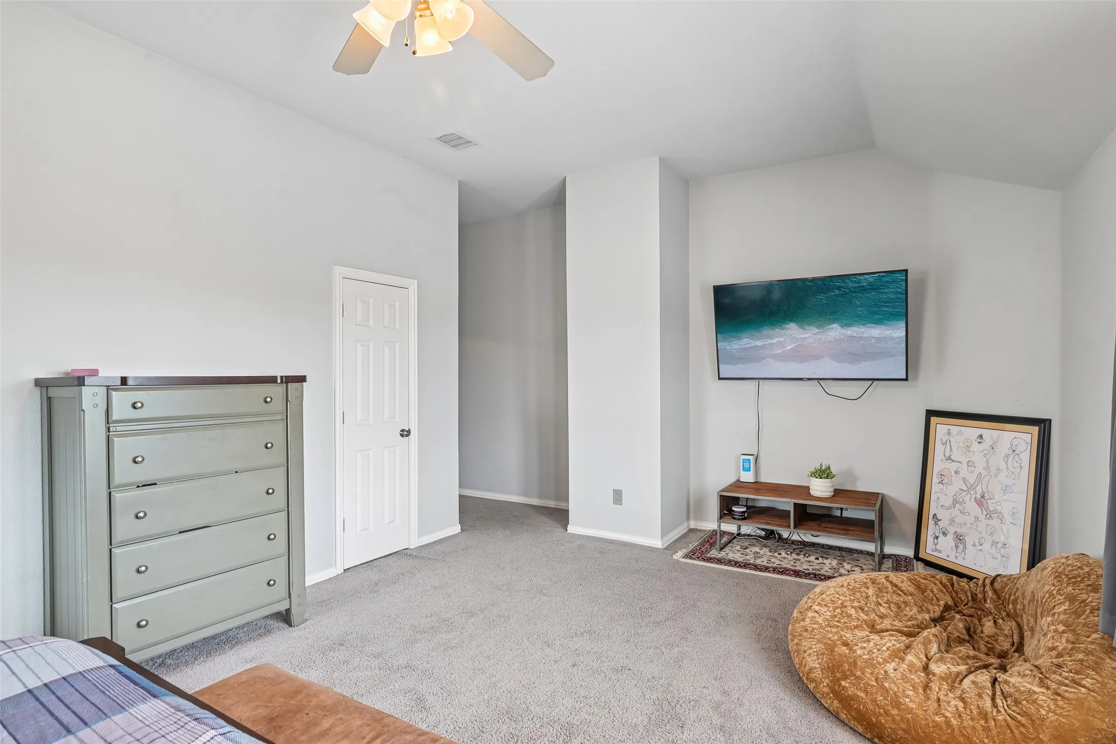 Upstairs Bedroom 4