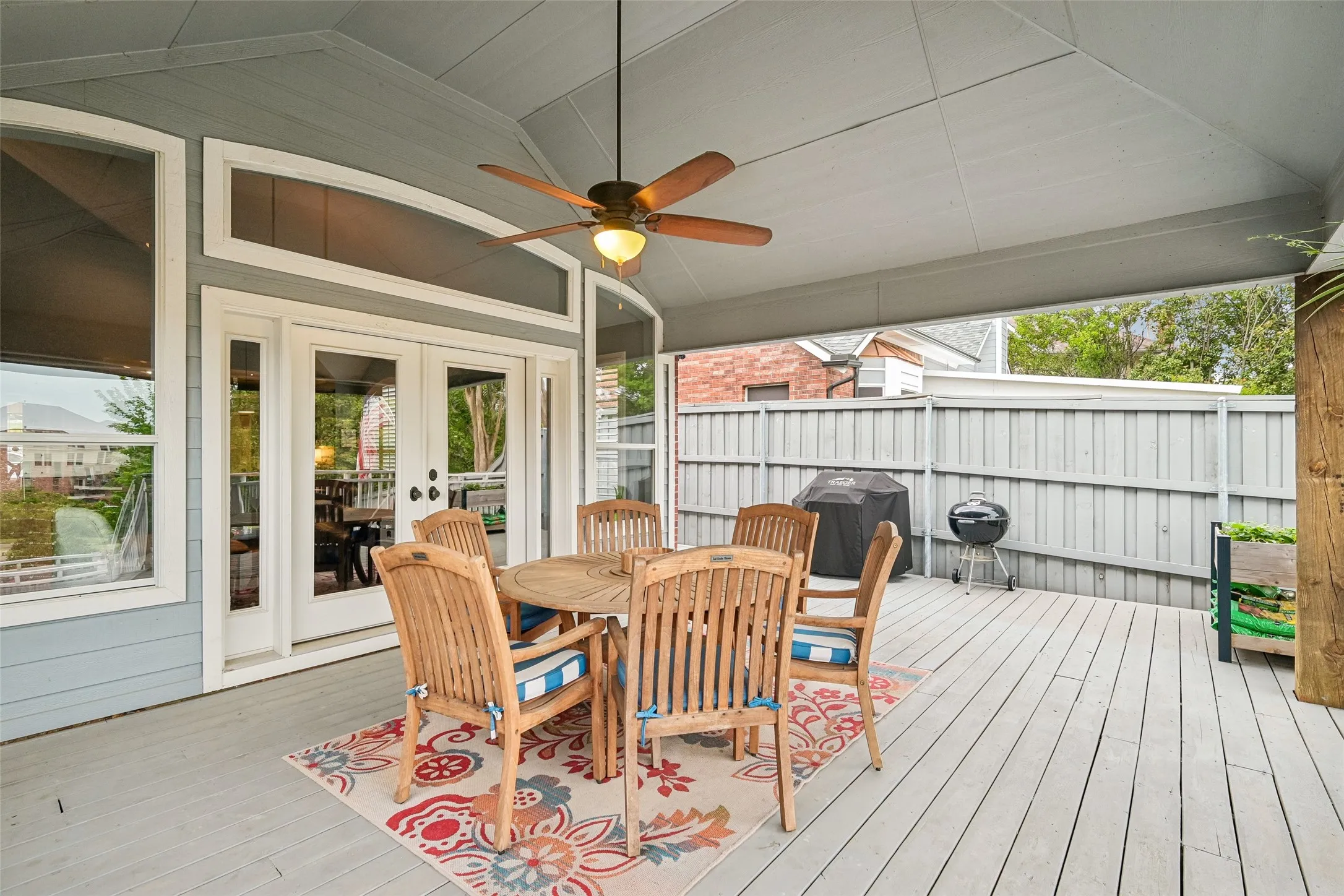 Single Family Residence For Sale in Rockwall County , 2928 Newport Drive, Rockwall, Texas 75032, 5 Bedroom, 4 Bathroom, 2 Garage spaces, 3,005 Sqft, built in 1999, mls#21379811, Real Estate Agent in Rockwall, Homes For Sale in Rockwall county, Homes For Sale in Rockwall, Realtor in Rockwall Texas, Real Estate Brokerage Independent Realty Texas, Luminita Cordes Realtor