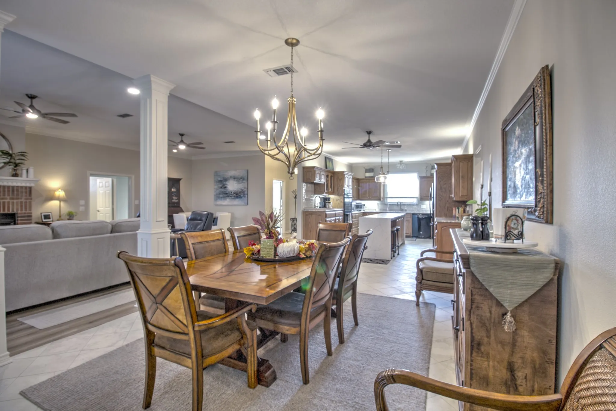 Single Family Residence For Sale in Cooke County , 1321 Kiowa Drive E, Lake Kiowa, Texas 76240, 3 Bedroom, 2 Bathroom, 2 Garage spaces, 2,534 Sqft, built in 2002, mls#21379818, Real Estate Agent in Lake Kiowa, Homes For Sale in Cooke county, Homes For Sale in Lake Kiowa, Realtor in Lake Kiowa Texas, Real Estate Brokerage Independent Realty Texas, Luminita Cordes Realtor