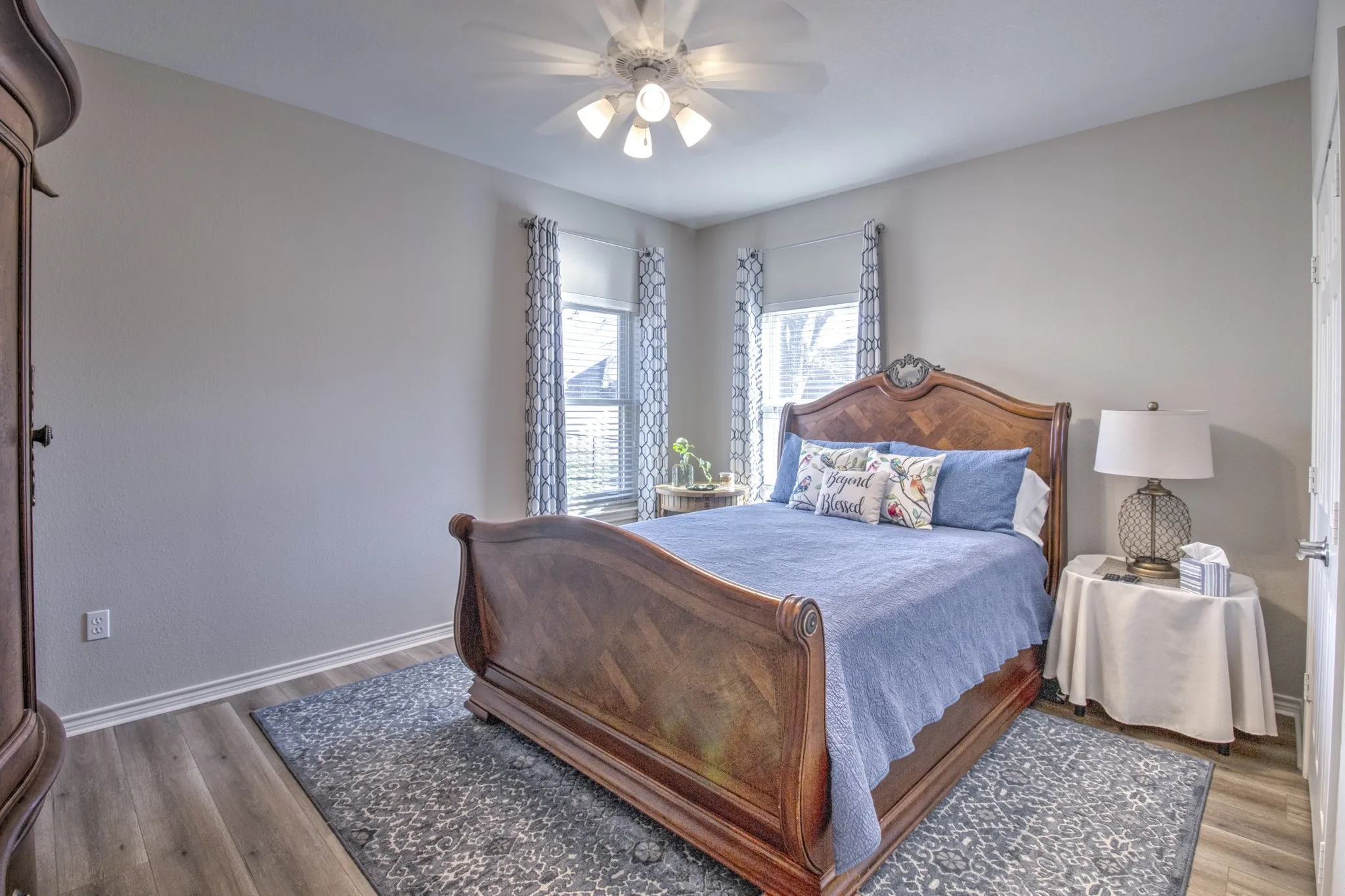 Single Family Residence For Sale in Cooke County , 1321 Kiowa Drive E, Lake Kiowa, Texas 76240, 3 Bedroom, 2 Bathroom, 2 Garage spaces, 2,534 Sqft, built in 2002, mls#21379818, Real Estate Agent in Lake Kiowa, Homes For Sale in Cooke county, Homes For Sale in Lake Kiowa, Realtor in Lake Kiowa Texas, Real Estate Brokerage Independent Realty Texas, Luminita Cordes Realtor