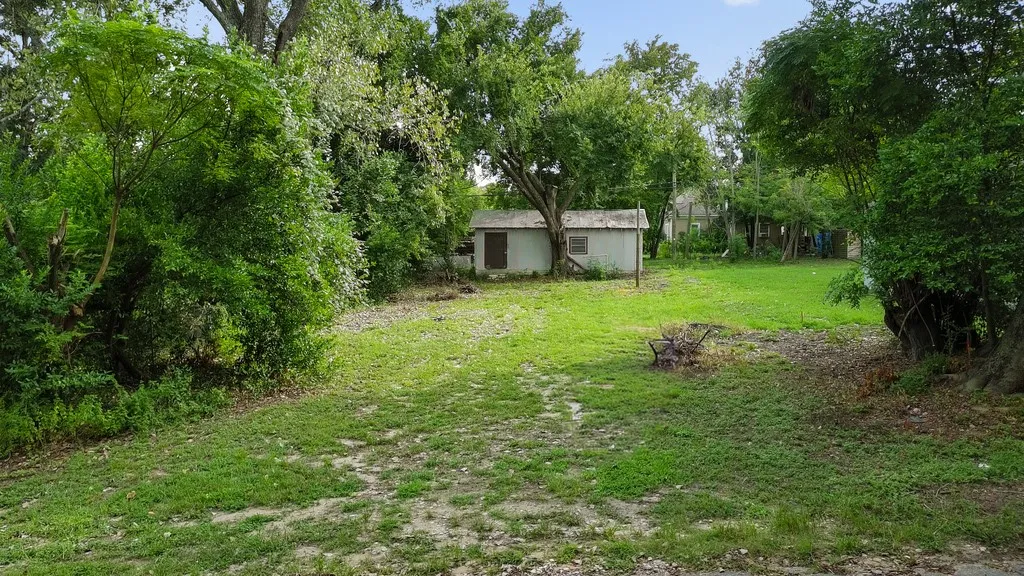 Unimproved Land For Sale in Freestone County , 706 Spruce Street, Teague, Texas 75860, 0, 0, Garage spaces, 0 Sqft, built in 0, mls#21376561, Real Estate Agent in Teague, Homes For Sale in Freestone county, Homes For Sale in Teague, Realtor in Teague Texas, Real Estate Brokerage Independent Realty Texas, Luminita Cordes Realtor