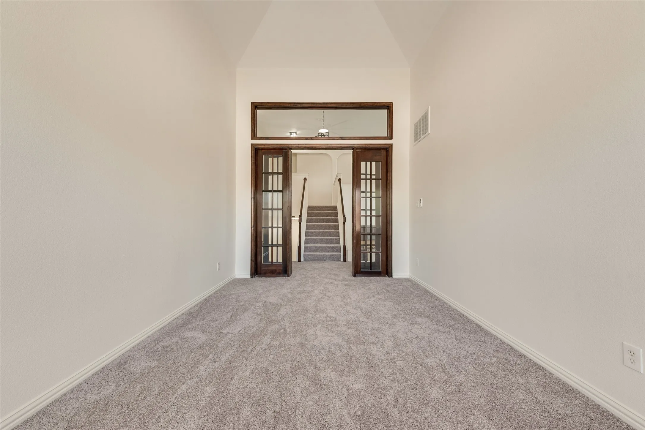 Single Family Residence For Sale in Dallas County , 5000 Harrier Drive, Mesquite, Texas 75181, 5 Bedroom, 4 Bathroom, 3 Garage spaces, 4,489 Sqft, built in 2006, mls#21366411, Real Estate Agent in Mesquite, Homes For Sale in Dallas county, Homes For Sale in Mesquite, Realtor in Mesquite Texas, Real Estate Brokerage Independent Realty Texas, Luminita Cordes Realtor