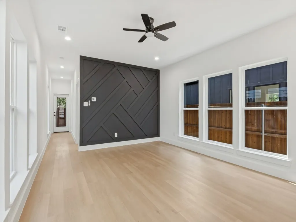 Single Family Residence For Sale in Dallas County , 2206 Dyson Street, Dallas, Texas 75215, 3 Bedroom, 3 Bathroom, 1 Garage spaces, 1,650 Sqft, built in 2026, mls#21379379, Real Estate Agent in Dallas, Homes For Sale in Dallas county, Homes For Sale in Dallas, Realtor in Dallas Texas, Real Estate Brokerage Independent Realty Texas, Luminita Cordes Realtor