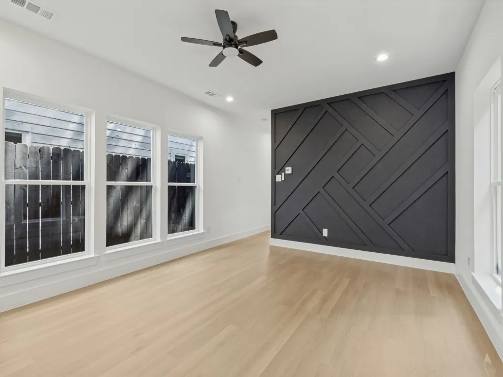 Single Family Residence For Sale in Dallas County , 2206 Dyson Street, Dallas, Texas 75215, 3 Bedroom, 3 Bathroom, 1 Garage spaces, 1,650 Sqft, built in 2026, mls#21379379, Real Estate Agent in Dallas, Homes For Sale in Dallas county, Homes For Sale in Dallas, Realtor in Dallas Texas, Real Estate Brokerage Independent Realty Texas, Luminita Cordes Realtor
