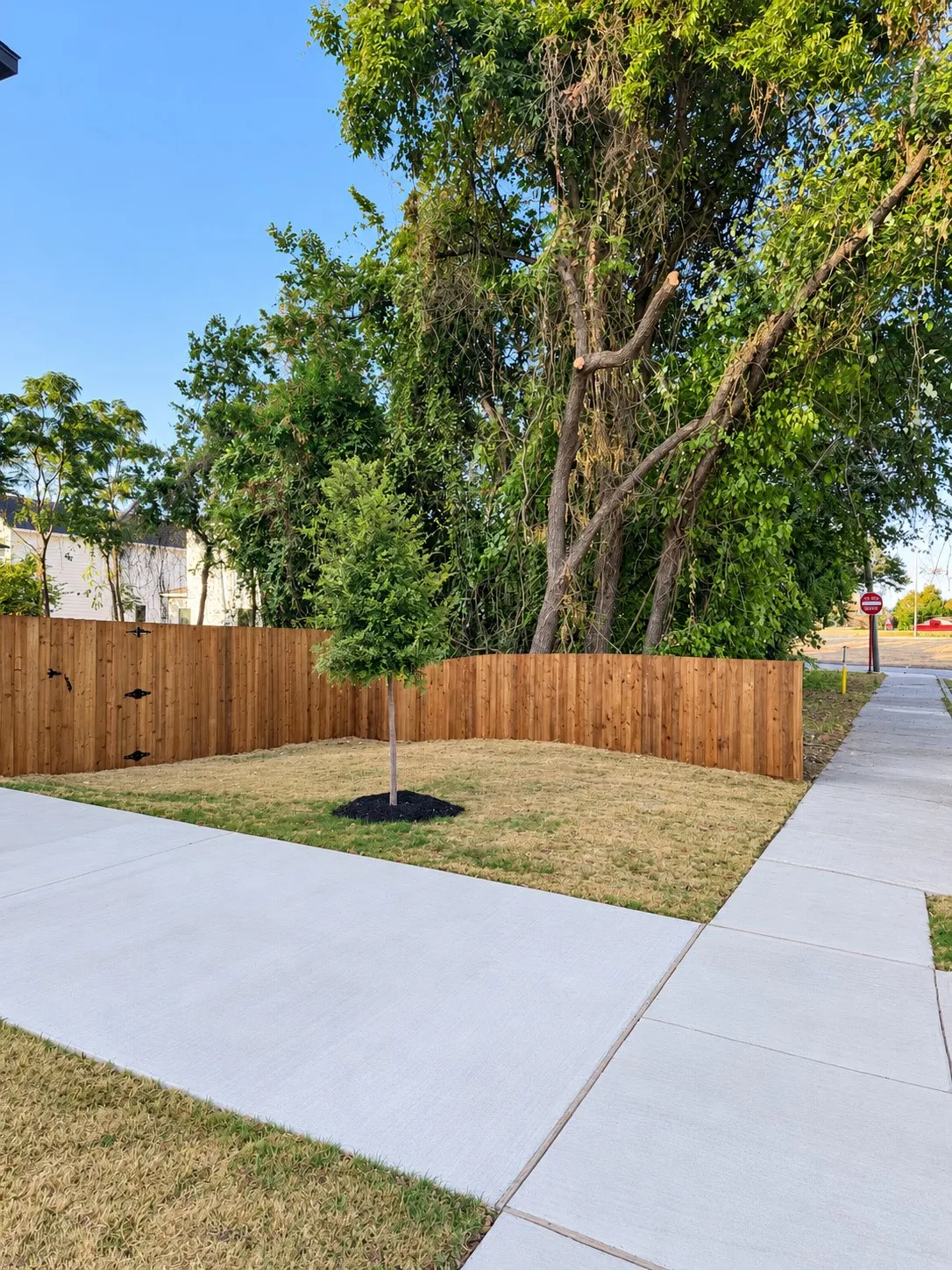 Single Family Residence For Sale in Dallas County , 2206 Dyson Street, Dallas, Texas 75215, 3 Bedroom, 3 Bathroom, 1 Garage spaces, 1,650 Sqft, built in 2026, mls#21379379, Real Estate Agent in Dallas, Homes For Sale in Dallas county, Homes For Sale in Dallas, Realtor in Dallas Texas, Real Estate Brokerage Independent Realty Texas, Luminita Cordes Realtor