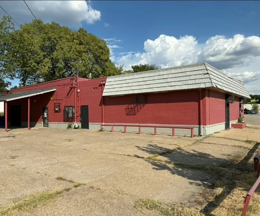 Retail For Sale in Dallas County , 4606 Botham Jean Boulevard, Dallas, Texas 75215, 0, 0, Garage spaces, 0 Sqft, built in 1962, mls#21379829, Real Estate Agent in Dallas, Homes For Sale in Dallas county, Homes For Sale in Dallas, Realtor in Dallas Texas, Real Estate Brokerage Independent Realty Texas, Luminita Cordes Realtor