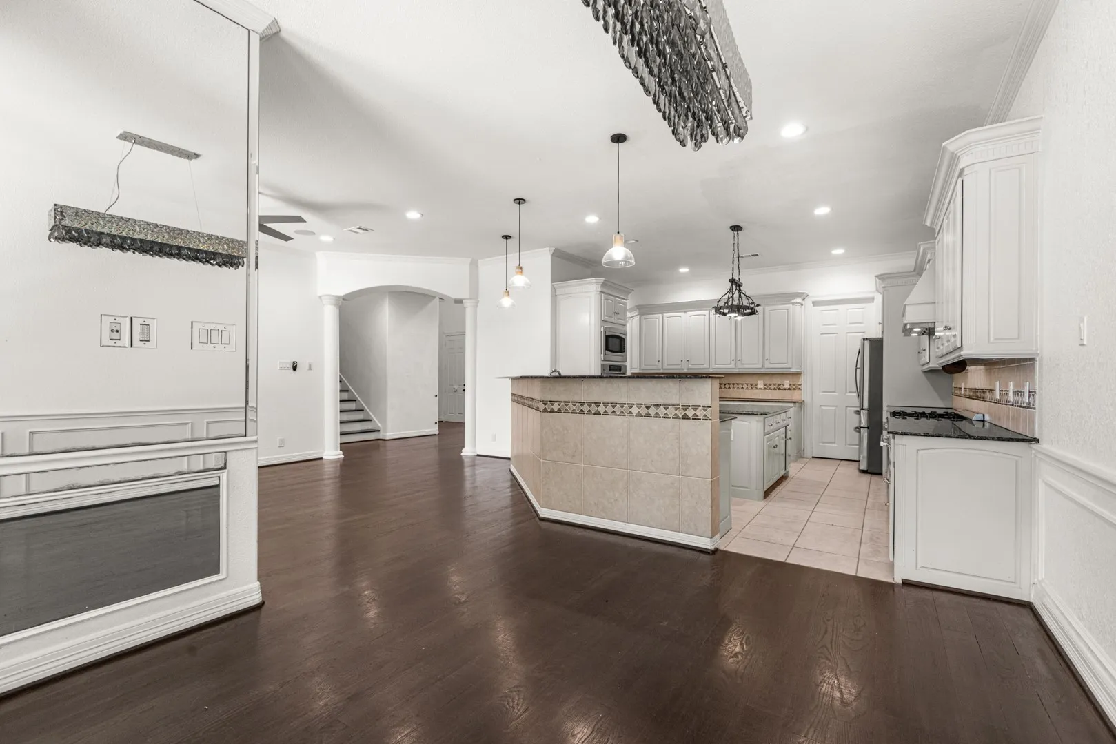 Single Family Residence For Rent in Dallas County , 902 Saint George Place, De Soto, Texas 75115, 4 Bedroom, 7 Bathroom, 3 Garage spaces, 4,024 Sqft, built in 2005, mls#21379826, Real Estate Agent in De Soto, Homes For Rent in Dallas county, Homes For Rent in De Soto, Realtor in De Soto Texas, Real Estate Brokerage Independent Realty Texas, Luminita Cordes Realtor