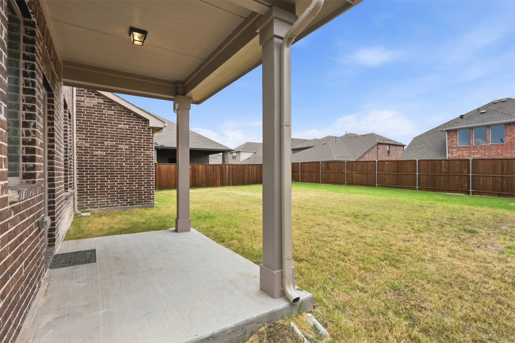 Single Family Residence For Rent in Kaufman County , 1308 Parkdale Street, Forney, Texas 75126, 3 Bedroom, 3 Bathroom, 2 Garage spaces, 2,389 Sqft, built in 2025, mls#21371216, Real Estate Agent in Forney, Homes For Rent in Kaufman county, Homes For Rent in Forney, Realtor in Forney Texas, Real Estate Brokerage Independent Realty Texas, Luminita Cordes Realtor