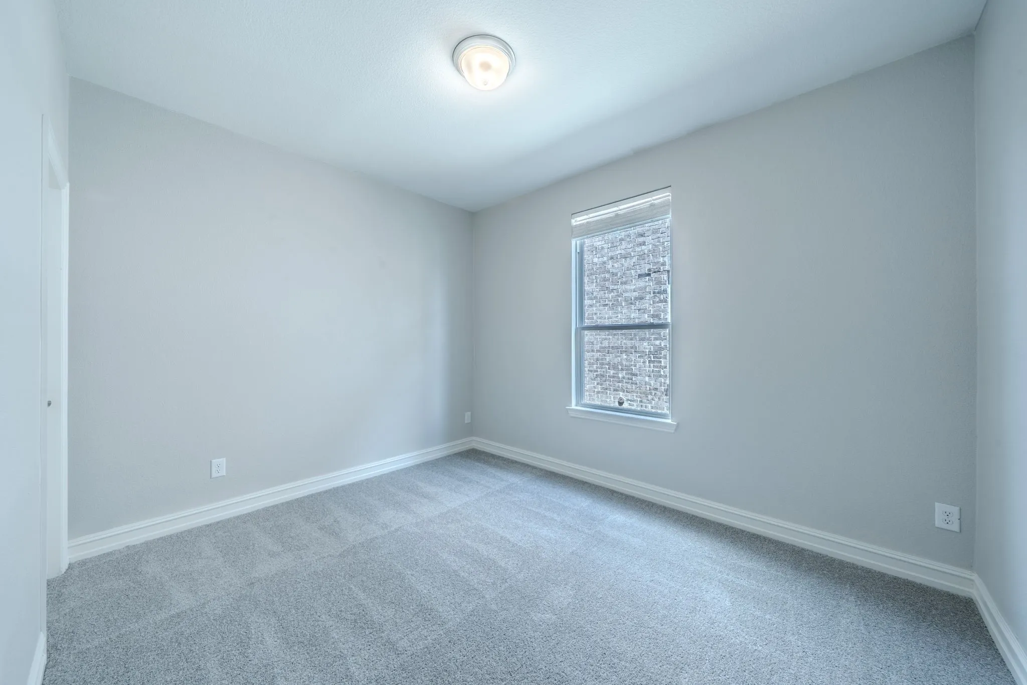 Single Family Residence For Sale in Dallas County , 2833 Henson Lane, Garland, Texas 75040, 4 Bedroom, 3 Bathroom, 2 Garage spaces, 2,455 Sqft, built in 2021, mls#21373199, Real Estate Agent in Garland, Homes For Sale in Dallas county, Homes For Sale in Garland, Realtor in Garland Texas, Real Estate Brokerage Independent Realty Texas, Luminita Cordes Realtor