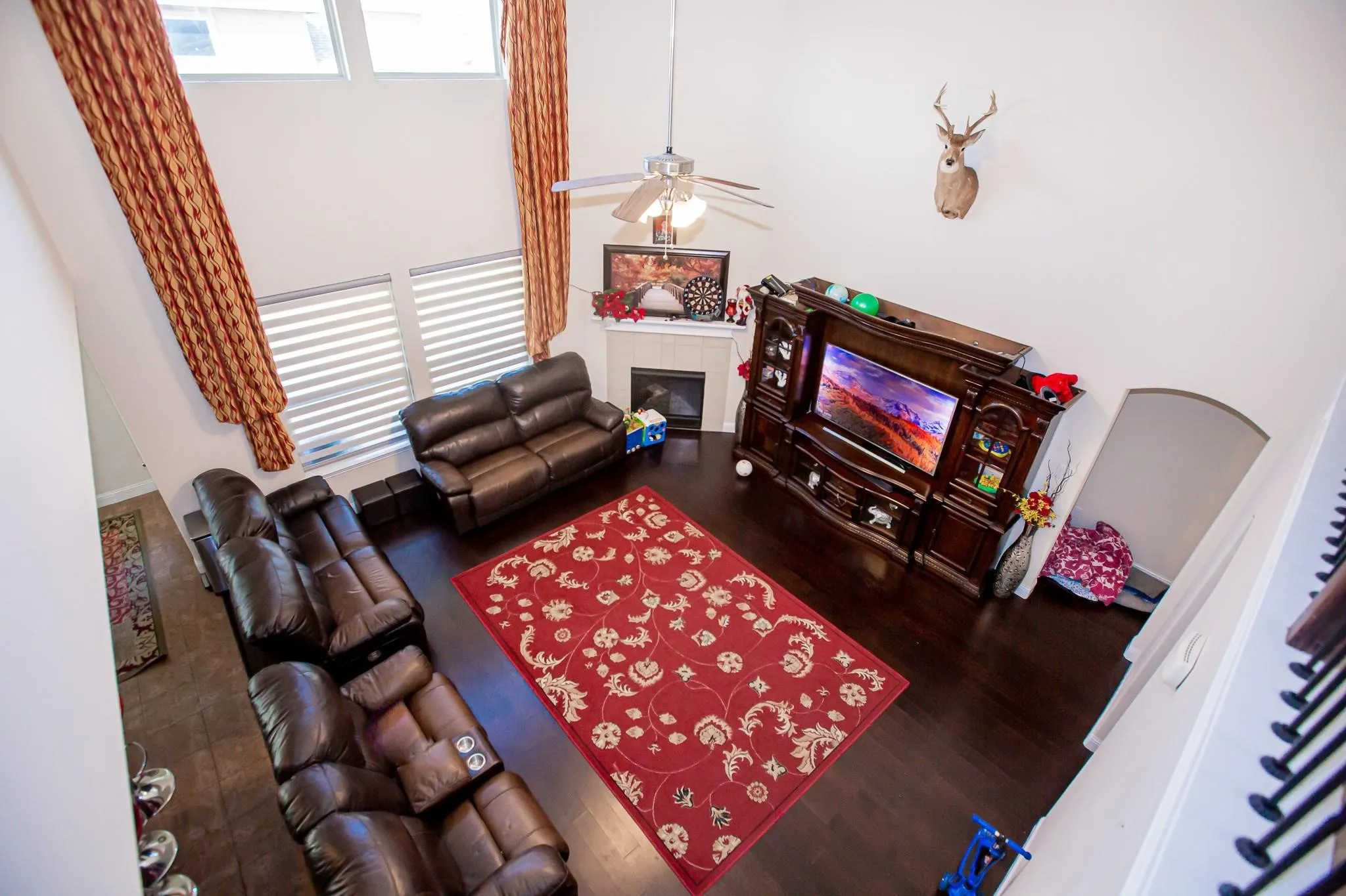 Single Family Residence For Rent in Tarrant County , 1002 Nail Lane, Euless, Texas 76040, 4 Bedroom, 2 Bathroom, 2 Garage spaces, 3,059 Sqft, built in 2015, mls#21379834, Real Estate Agent in Euless, Homes For Rent in Tarrant county, Homes For Rent in Euless, Realtor in Euless Texas, Real Estate Brokerage Independent Realty Texas, Luminita Cordes Realtor