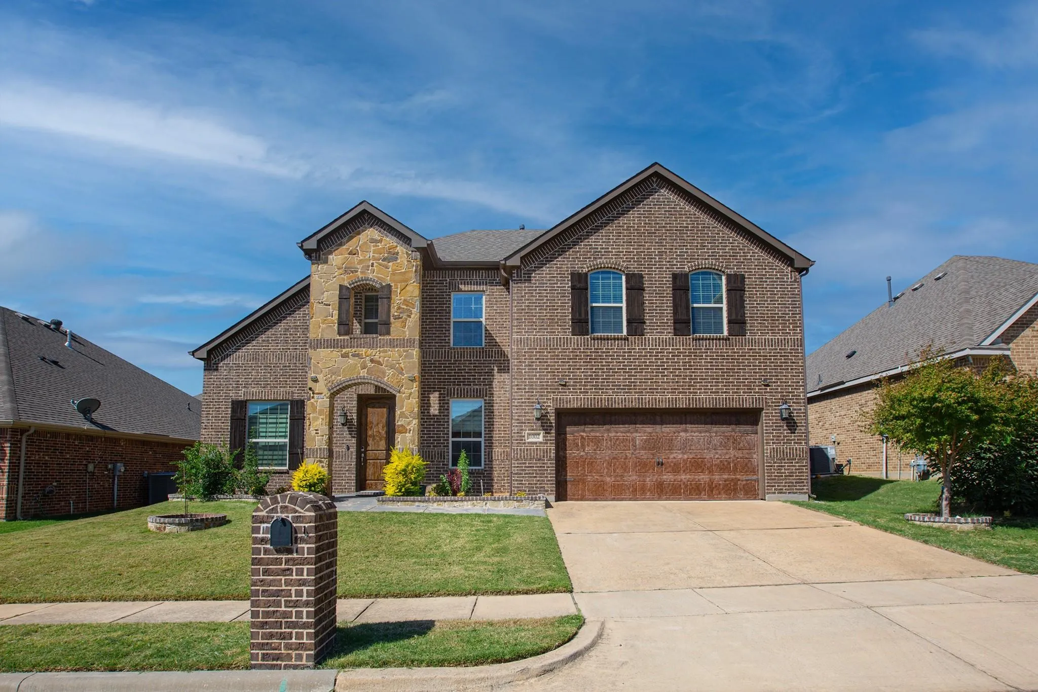Single Family Residence For Rent in Tarrant County , 1002 Nail Lane, Euless, Texas 76040, 4 Bedroom, 2 Bathroom, 2 Garage spaces, 3,059 Sqft, built in 2015, mls#21379834, Real Estate Agent in Euless, Homes For Rent in Tarrant county, Homes For Rent in Euless, Realtor in Euless Texas, Real Estate Brokerage Independent Realty Texas, Luminita Cordes Realtor