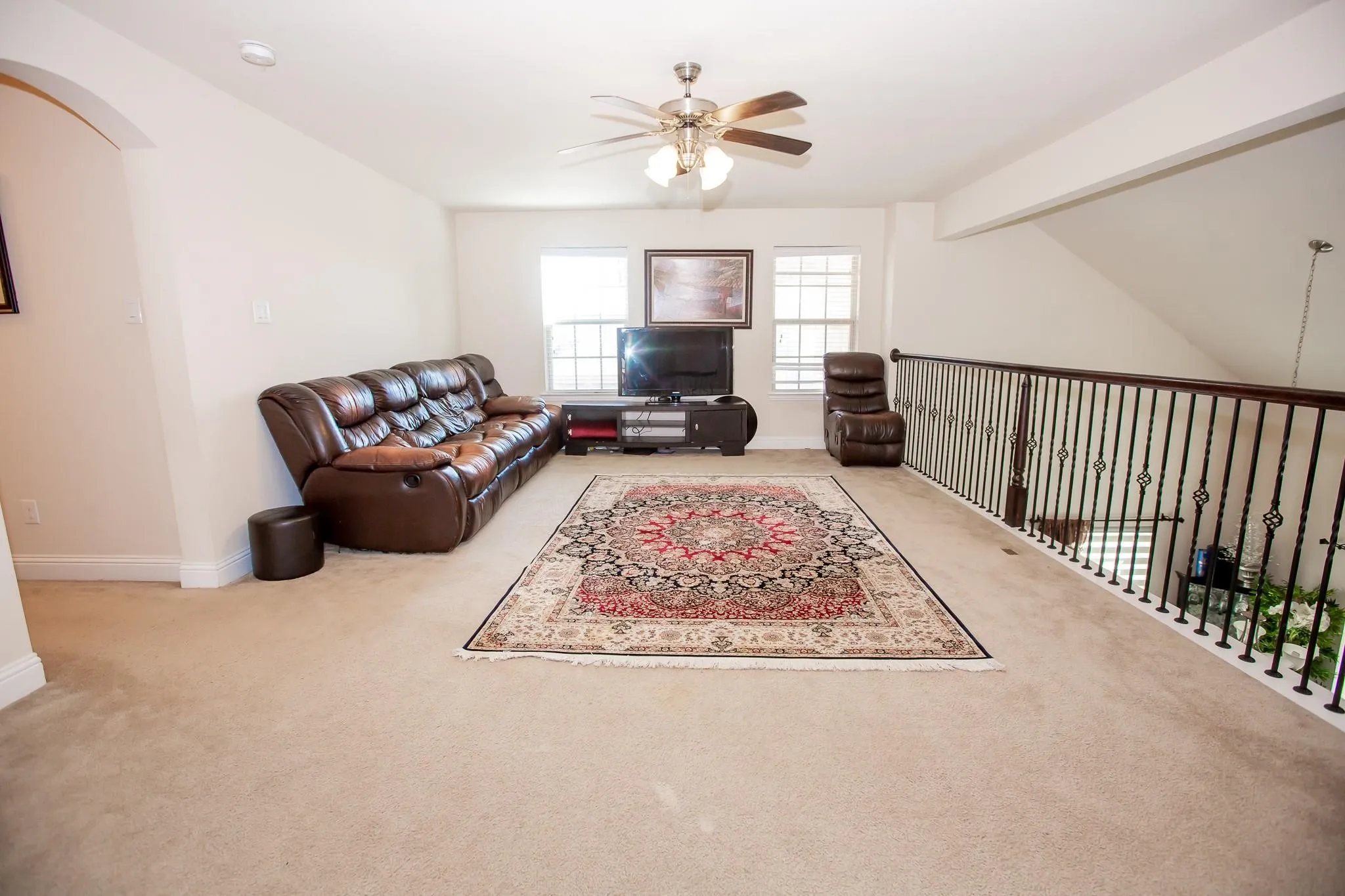 Single Family Residence For Rent in Tarrant County , 1002 Nail Lane, Euless, Texas 76040, 4 Bedroom, 2 Bathroom, 2 Garage spaces, 3,059 Sqft, built in 2015, mls#21379834, Real Estate Agent in Euless, Homes For Rent in Tarrant county, Homes For Rent in Euless, Realtor in Euless Texas, Real Estate Brokerage Independent Realty Texas, Luminita Cordes Realtor
