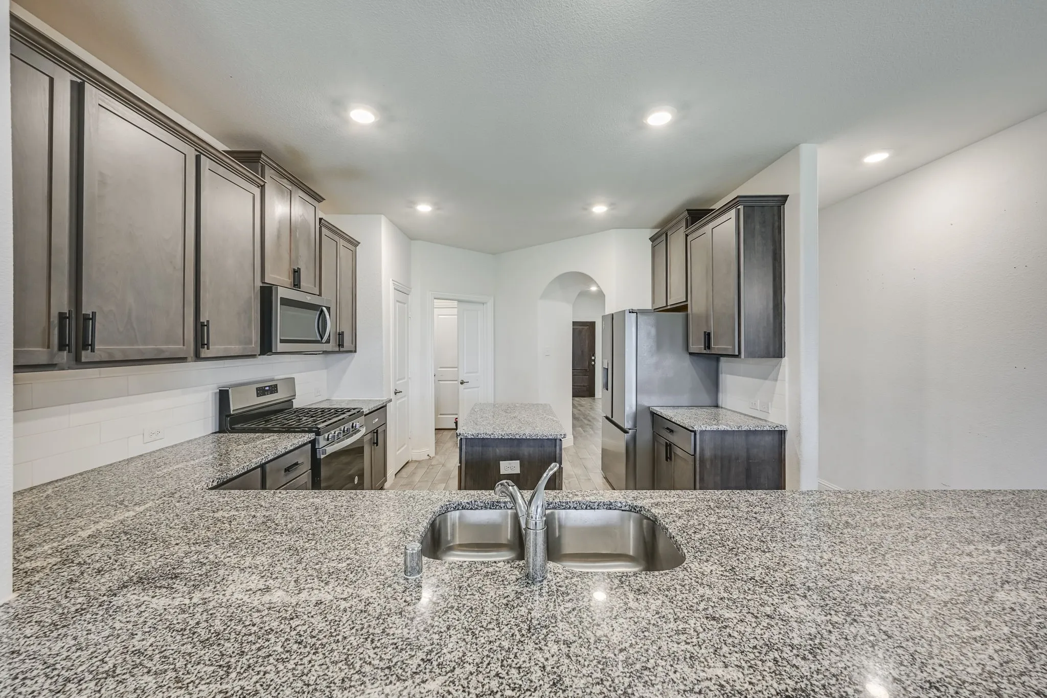 Single Family Residence For Rent in Kaufman County , 4016 Windswept Way, Forney, Texas 75126, 3 Bedroom, 2 Bathroom, 2 Garage spaces, 1,899 Sqft, built in 2021, mls#21379828, Real Estate Agent in Forney, Homes For Rent in Kaufman county, Homes For Rent in Forney, Realtor in Forney Texas, Real Estate Brokerage Independent Realty Texas, Luminita Cordes Realtor