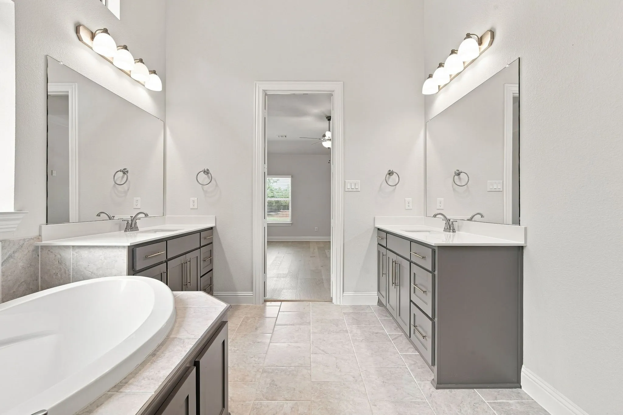 Single Family Residence For Sale in Ellis County , 801 Brandi Ridge Drive, Midlothian, Texas 76065, 4 Bedroom, 4 Bathroom, 2 Garage spaces, 3,210 Sqft, built in 2023, mls#21379709, Real Estate Agent in Midlothian, Homes For Sale in Ellis county, Homes For Sale in Midlothian, Realtor in Midlothian Texas, Real Estate Brokerage Independent Realty Texas, Luminita Cordes Realtor