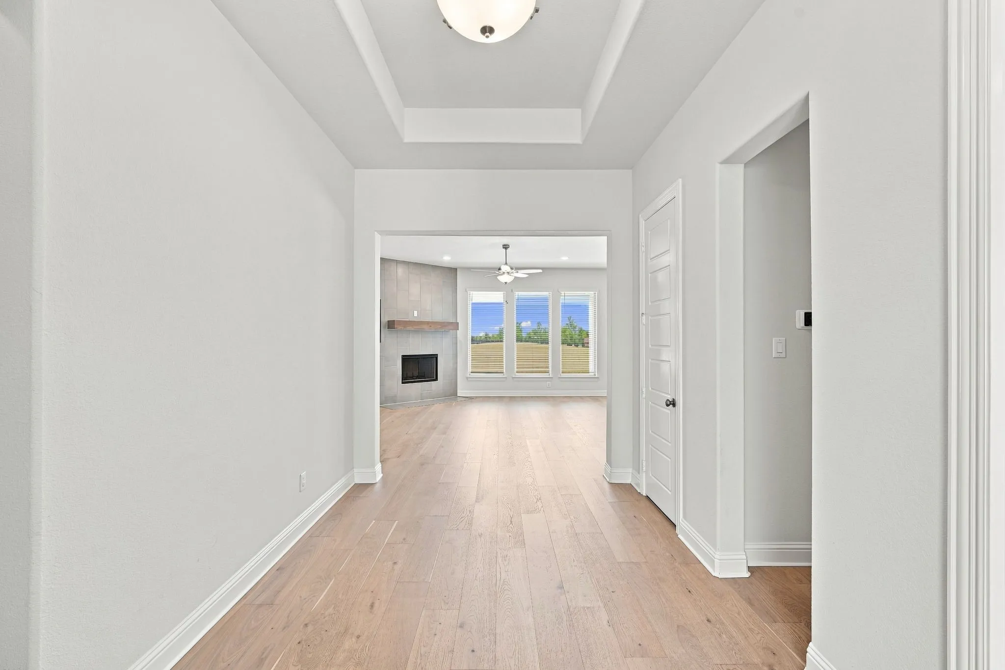 Single Family Residence For Sale in Ellis County , 801 Brandi Ridge Drive, Midlothian, Texas 76065, 4 Bedroom, 4 Bathroom, 2 Garage spaces, 3,210 Sqft, built in 2023, mls#21379709, Real Estate Agent in Midlothian, Homes For Sale in Ellis county, Homes For Sale in Midlothian, Realtor in Midlothian Texas, Real Estate Brokerage Independent Realty Texas, Luminita Cordes Realtor