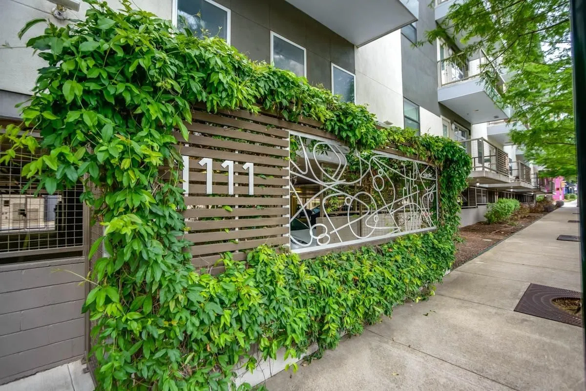 Condominium For Rent in Dallas County , 1111 S Akard Street 304, Dallas, Texas 75215, 1 Bedroom, 1 Bathroom, 1 Garage spaces, 814 Sqft, built in 2006, mls#21379839, Real Estate Agent in Dallas, Homes For Rent in Dallas county, Homes For Rent in Dallas, Realtor in Dallas Texas, Real Estate Brokerage Independent Realty Texas, Luminita Cordes Realtor