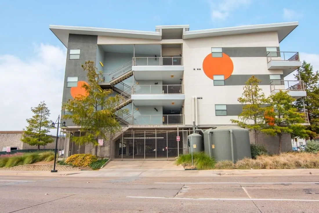 Condominium For Rent in Dallas County , 1111 S Akard Street 304, Dallas, Texas 75215, 1 Bedroom, 1 Bathroom, 1 Garage spaces, 814 Sqft, built in 2006, mls#21379839, Real Estate Agent in Dallas, Homes For Rent in Dallas county, Homes For Rent in Dallas, Realtor in Dallas Texas, Real Estate Brokerage Independent Realty Texas, Luminita Cordes Realtor