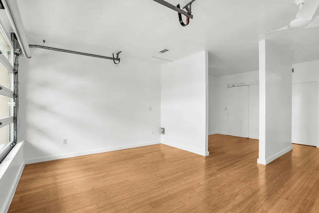 Condominium For Rent in Dallas County , 1111 S Akard Street 304, Dallas, Texas 75215, 1 Bedroom, 1 Bathroom, 1 Garage spaces, 814 Sqft, built in 2006, mls#21379839, Real Estate Agent in Dallas, Homes For Rent in Dallas county, Homes For Rent in Dallas, Realtor in Dallas Texas, Real Estate Brokerage Independent Realty Texas, Luminita Cordes Realtor