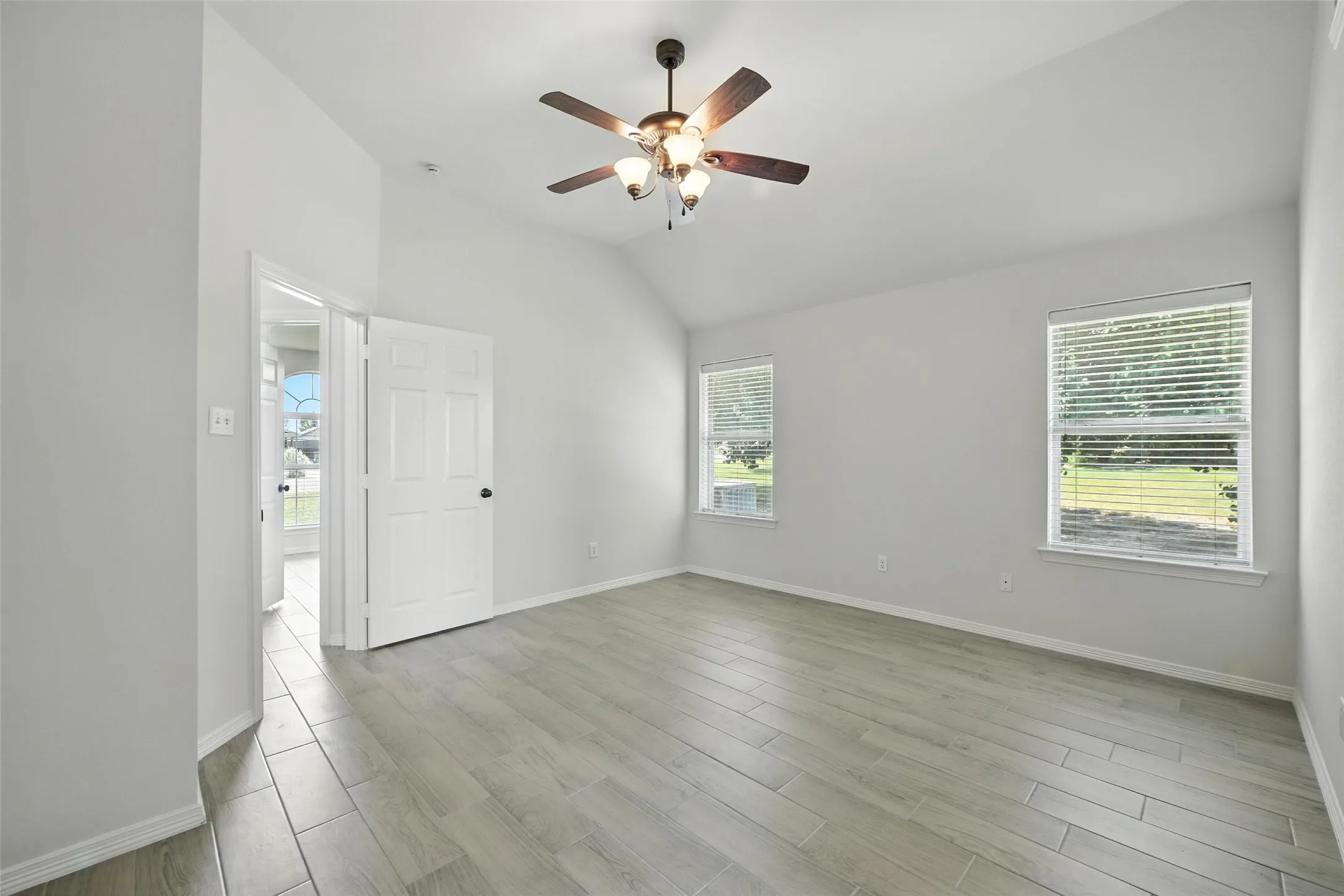 Single Family Residence For Rent in Parker County , 113 Shumard Drive, Aledo, Texas 76008, 3 Bedroom, 2 Bathroom, 2 Garage spaces, 1,681 Sqft, built in 2006, mls#21375381, Real Estate Agent in Aledo, Homes For Rent in Parker county, Homes For Rent in Aledo, Realtor in Aledo Texas, Real Estate Brokerage Independent Realty Texas, Luminita Cordes Realtor