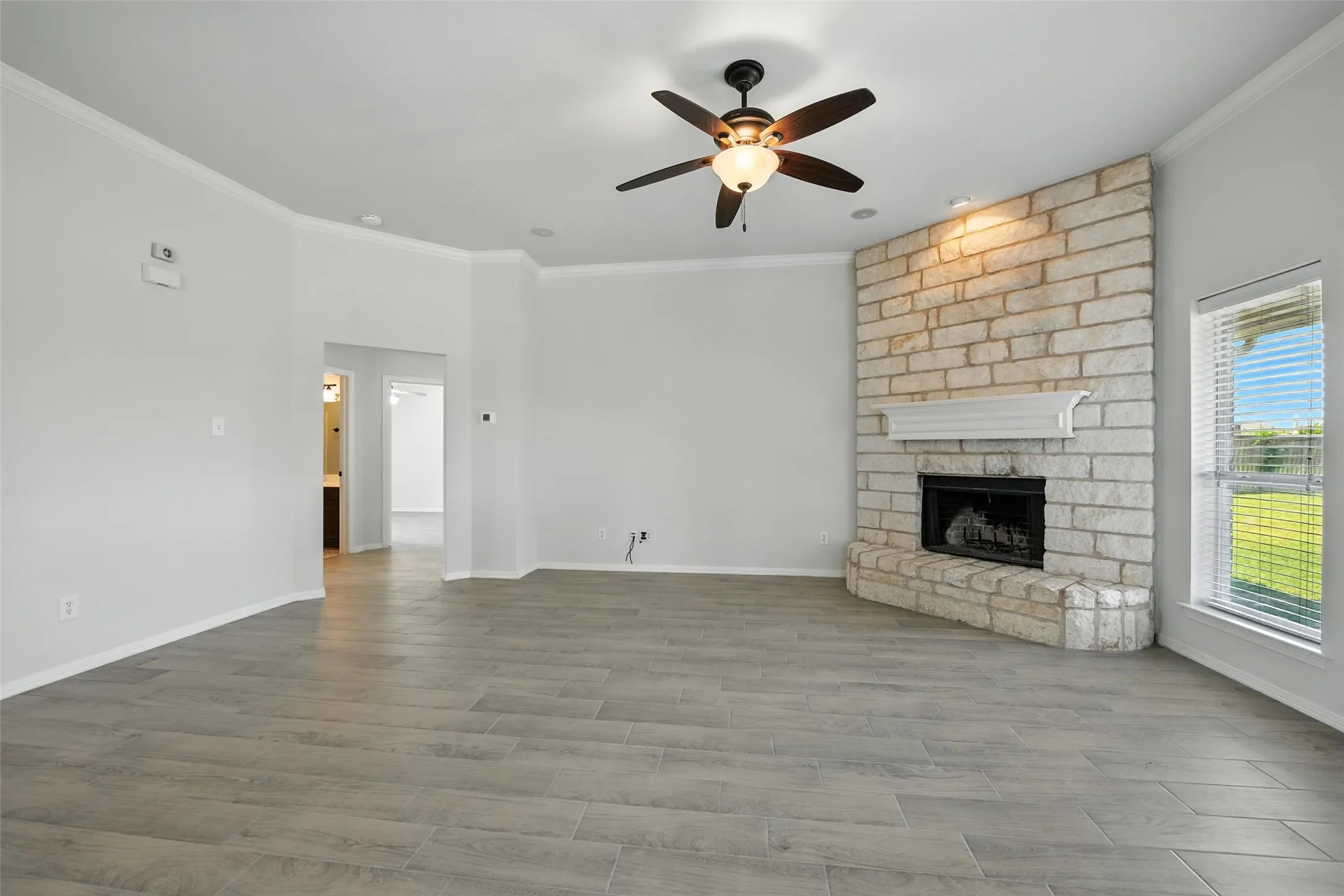 Single Family Residence For Rent in Parker County , 113 Shumard Drive, Aledo, Texas 76008, 3 Bedroom, 2 Bathroom, 2 Garage spaces, 1,681 Sqft, built in 2006, mls#21375381, Real Estate Agent in Aledo, Homes For Rent in Parker county, Homes For Rent in Aledo, Realtor in Aledo Texas, Real Estate Brokerage Independent Realty Texas, Luminita Cordes Realtor