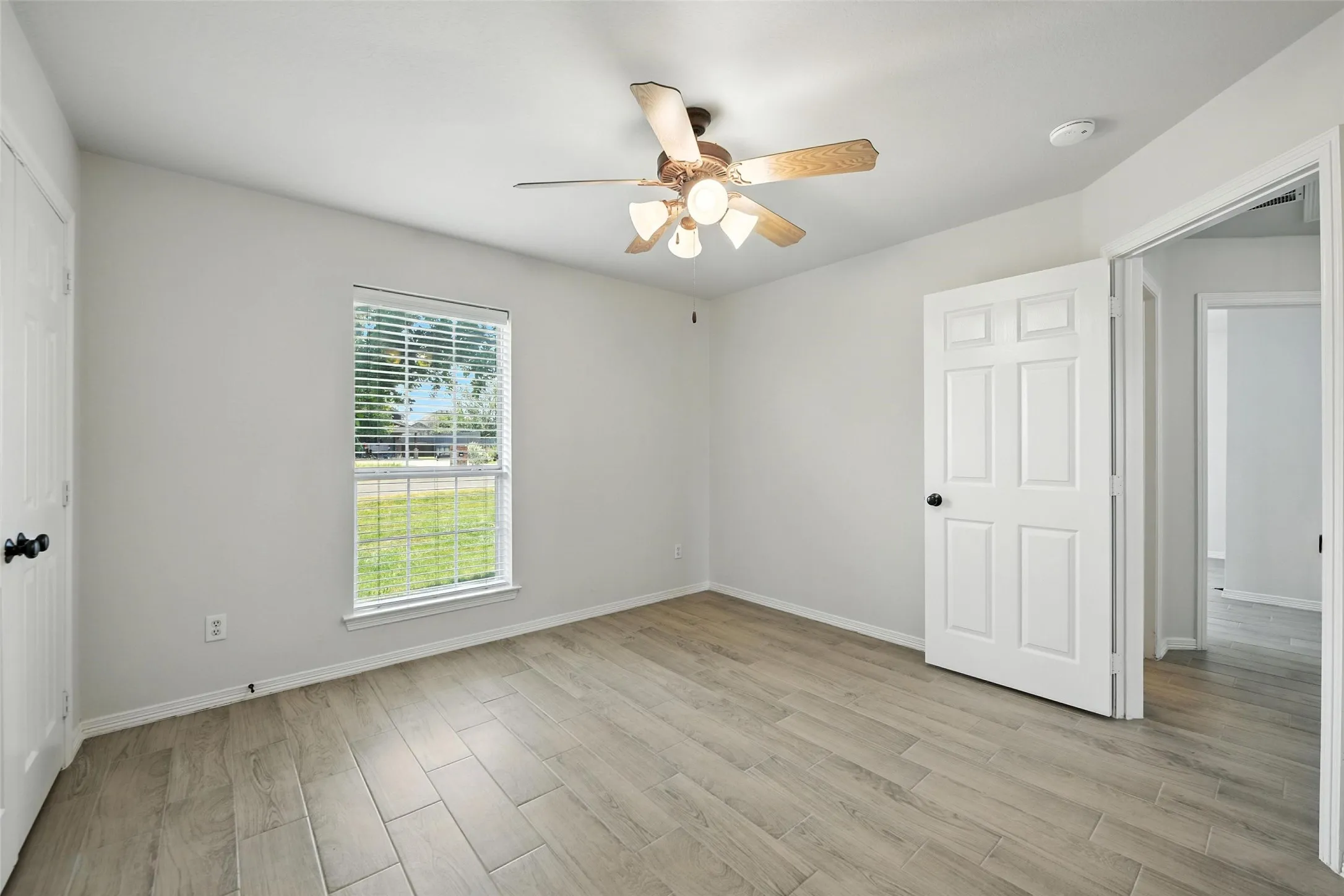 Single Family Residence For Rent in Parker County , 113 Shumard Drive, Aledo, Texas 76008, 3 Bedroom, 2 Bathroom, 2 Garage spaces, 1,681 Sqft, built in 2006, mls#21375381, Real Estate Agent in Aledo, Homes For Rent in Parker county, Homes For Rent in Aledo, Realtor in Aledo Texas, Real Estate Brokerage Independent Realty Texas, Luminita Cordes Realtor