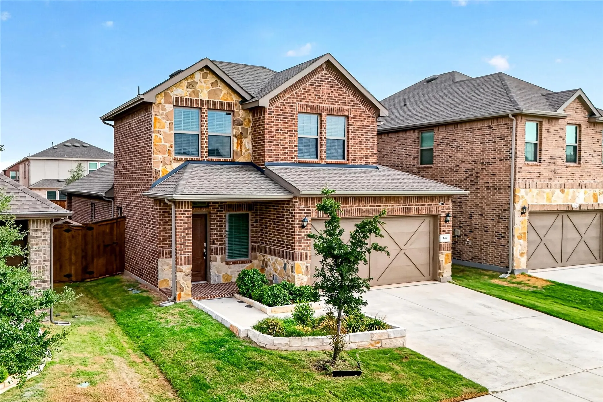 Single Family Residence For Rent in Denton County , 340 Willowmore Drive, Little Elm, Texas 75068, 3 Bedroom, 3 Bathroom, 2 Garage spaces, 1,928 Sqft, built in 2023, mls#21379685, Real Estate Agent in Little Elm, Homes For Rent in Denton county, Homes For Rent in Little Elm, Realtor in Little Elm Texas, Real Estate Brokerage Independent Realty Texas, Luminita Cordes Realtor