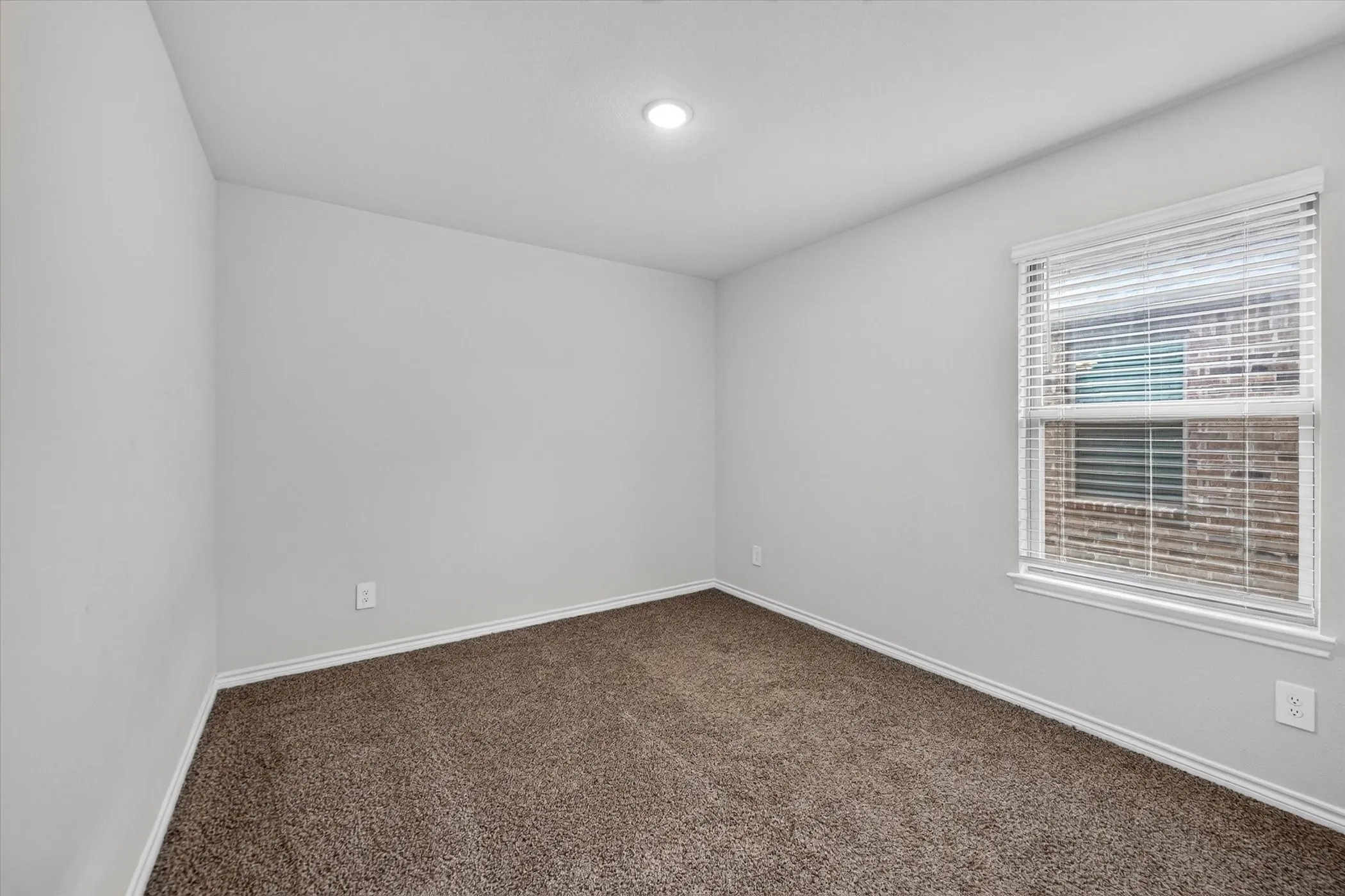 Single Family Residence For Rent in Denton County , 340 Willowmore Drive, Little Elm, Texas 75068, 3 Bedroom, 3 Bathroom, 2 Garage spaces, 1,928 Sqft, built in 2023, mls#21379685, Real Estate Agent in Little Elm, Homes For Rent in Denton county, Homes For Rent in Little Elm, Realtor in Little Elm Texas, Real Estate Brokerage Independent Realty Texas, Luminita Cordes Realtor