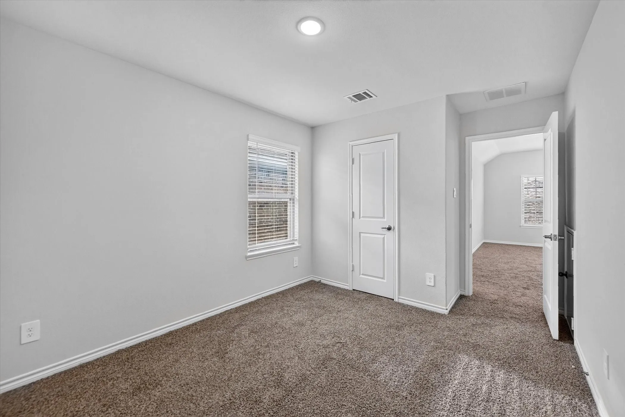 Single Family Residence For Rent in Denton County , 340 Willowmore Drive, Little Elm, Texas 75068, 3 Bedroom, 3 Bathroom, 2 Garage spaces, 1,928 Sqft, built in 2023, mls#21379685, Real Estate Agent in Little Elm, Homes For Rent in Denton county, Homes For Rent in Little Elm, Realtor in Little Elm Texas, Real Estate Brokerage Independent Realty Texas, Luminita Cordes Realtor