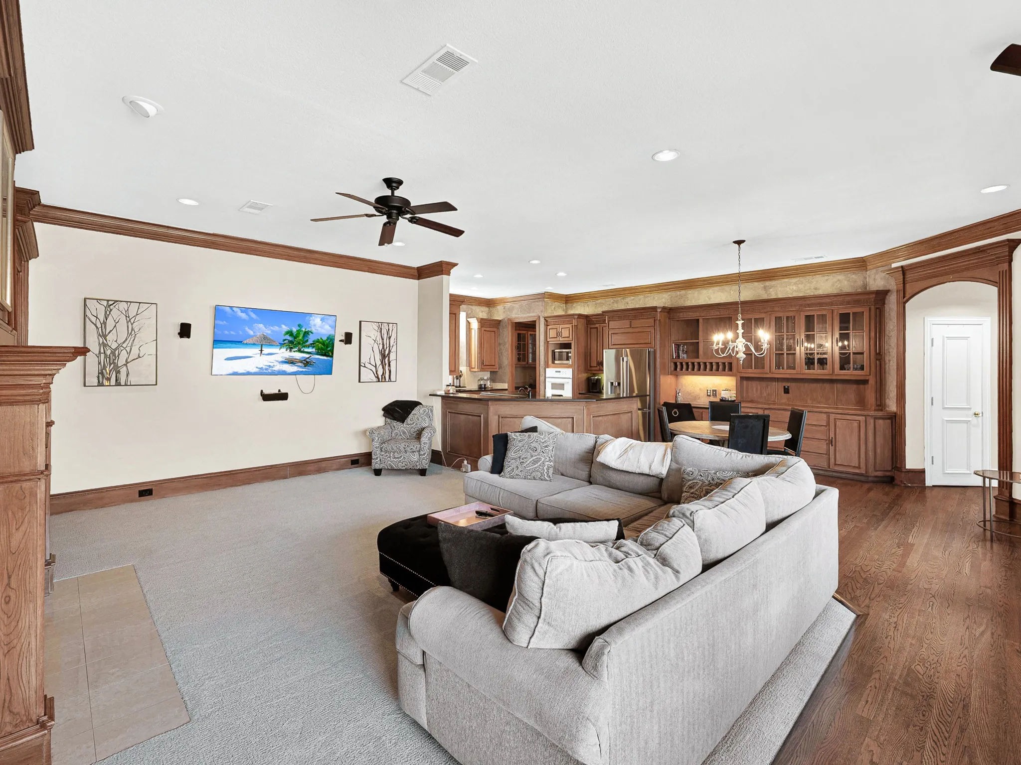Single Family Residence For Sale in Collin County , 3404 Lantz Circle, Plano, Texas 75025, 5 Bedroom, 5 Bathroom, 3 Garage spaces, 4,337 Sqft, built in 1995, mls#21373947, Real Estate Agent in Plano, Homes For Sale in Collin county, Homes For Sale in Plano, Realtor in Plano Texas, Real Estate Brokerage Independent Realty Texas, Luminita Cordes Realtor