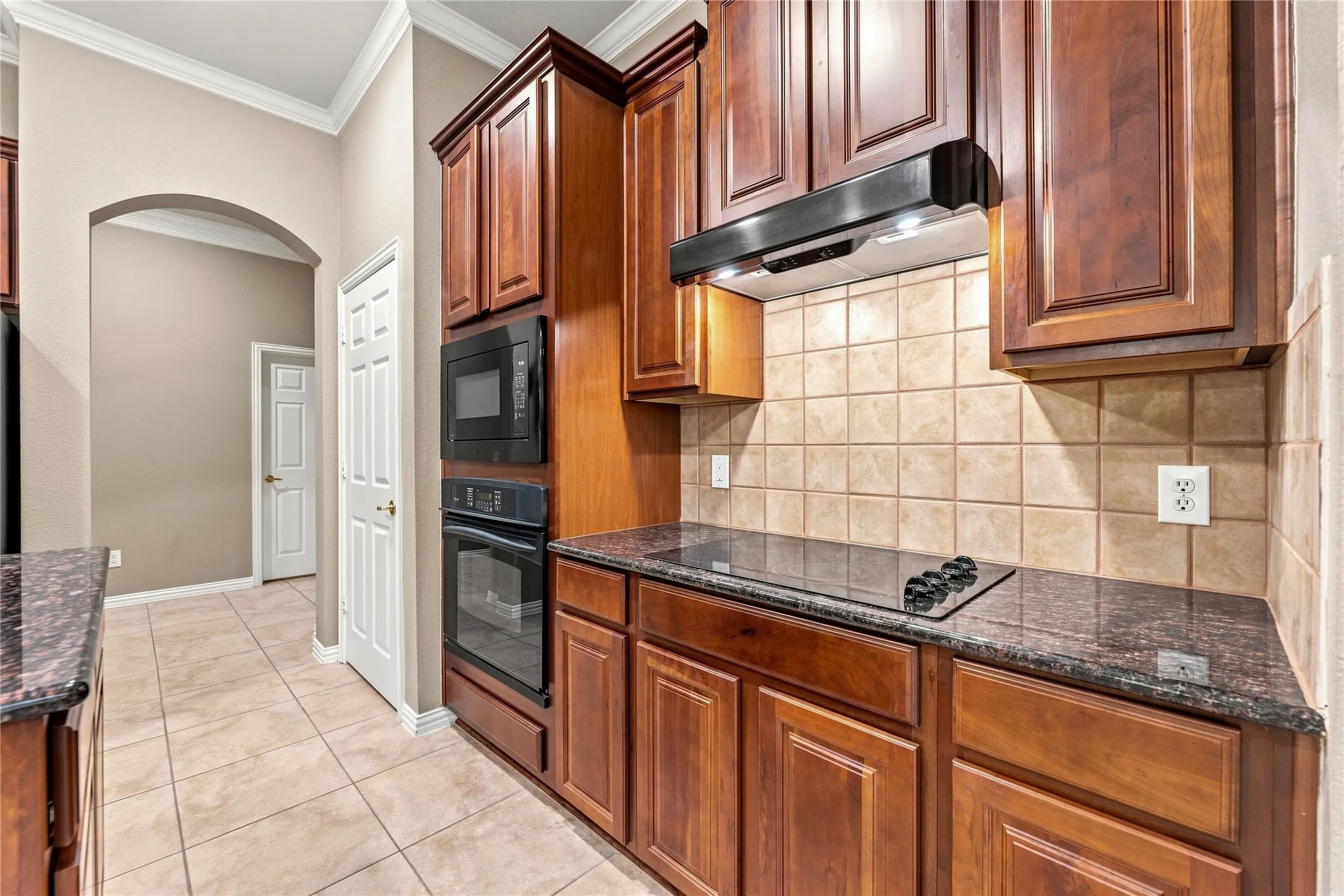 Single Family Residence For Sale in Collin County , 452 Long Cove Drive, Fairview, Texas 75069, 3 Bedroom, 3 Bathroom, 2 Garage spaces, 2,631 Sqft, built in 2005, mls#21379620, Real Estate Agent in Fairview, Homes For Sale in Collin county, Homes For Sale in Fairview, Realtor in Fairview Texas, Real Estate Brokerage Independent Realty Texas, Luminita Cordes Realtor