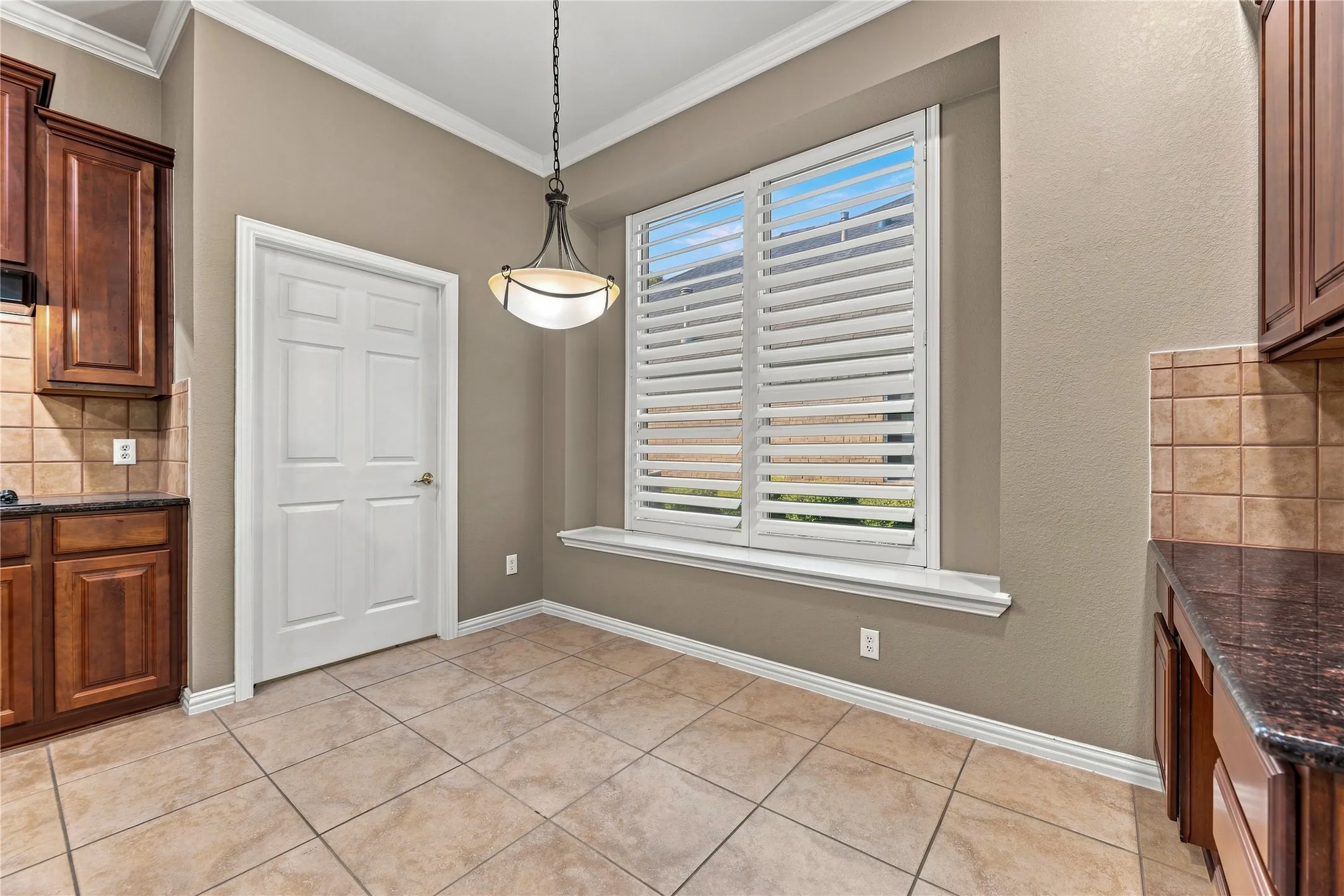 Single Family Residence For Sale in Collin County , 452 Long Cove Drive, Fairview, Texas 75069, 3 Bedroom, 3 Bathroom, 2 Garage spaces, 2,631 Sqft, built in 2005, mls#21379620, Real Estate Agent in Fairview, Homes For Sale in Collin county, Homes For Sale in Fairview, Realtor in Fairview Texas, Real Estate Brokerage Independent Realty Texas, Luminita Cordes Realtor
