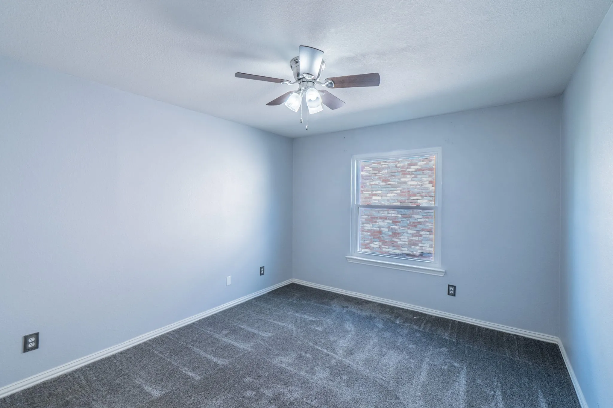 Single Family Residence For Rent in Dallas County , 802 Crest Ridge Court, Irving, Texas 75061, 4 Bedroom, 3 Bathroom, 2 Garage spaces, 2,862 Sqft, built in 1991, mls#21379837, Real Estate Agent in Irving, Homes For Rent in Dallas county, Homes For Rent in Irving, Realtor in Irving Texas, Real Estate Brokerage Independent Realty Texas, Luminita Cordes Realtor