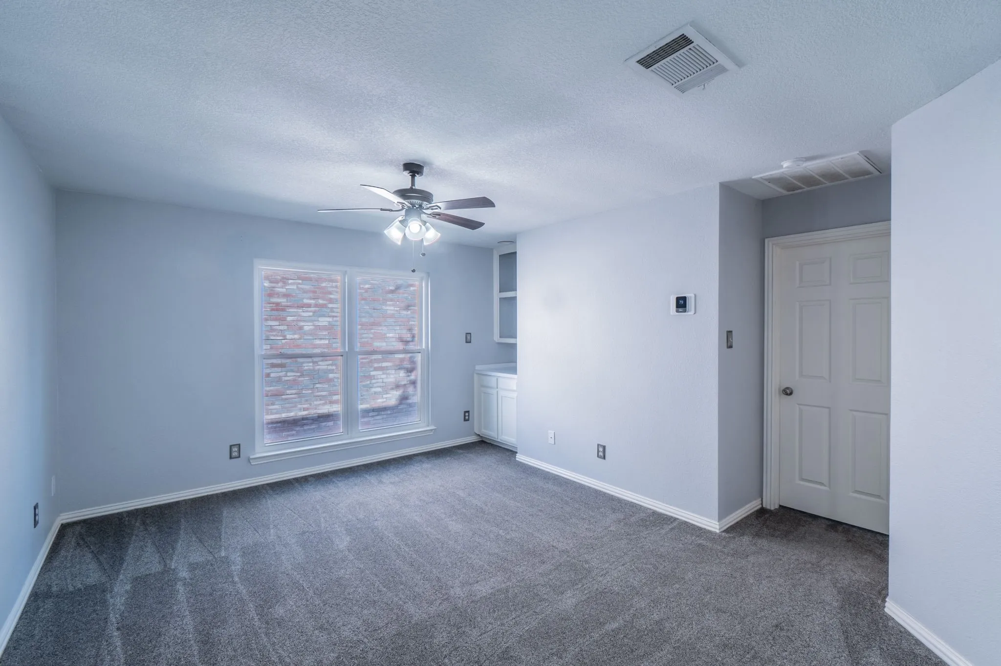 Single Family Residence For Rent in Dallas County , 802 Crest Ridge Court, Irving, Texas 75061, 4 Bedroom, 3 Bathroom, 2 Garage spaces, 2,862 Sqft, built in 1991, mls#21379837, Real Estate Agent in Irving, Homes For Rent in Dallas county, Homes For Rent in Irving, Realtor in Irving Texas, Real Estate Brokerage Independent Realty Texas, Luminita Cordes Realtor